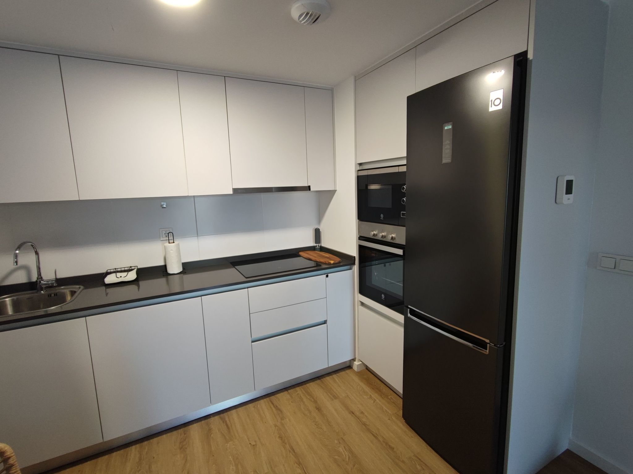 "La Invincible Moja" (Die unbesiegbare Moja)-Inside