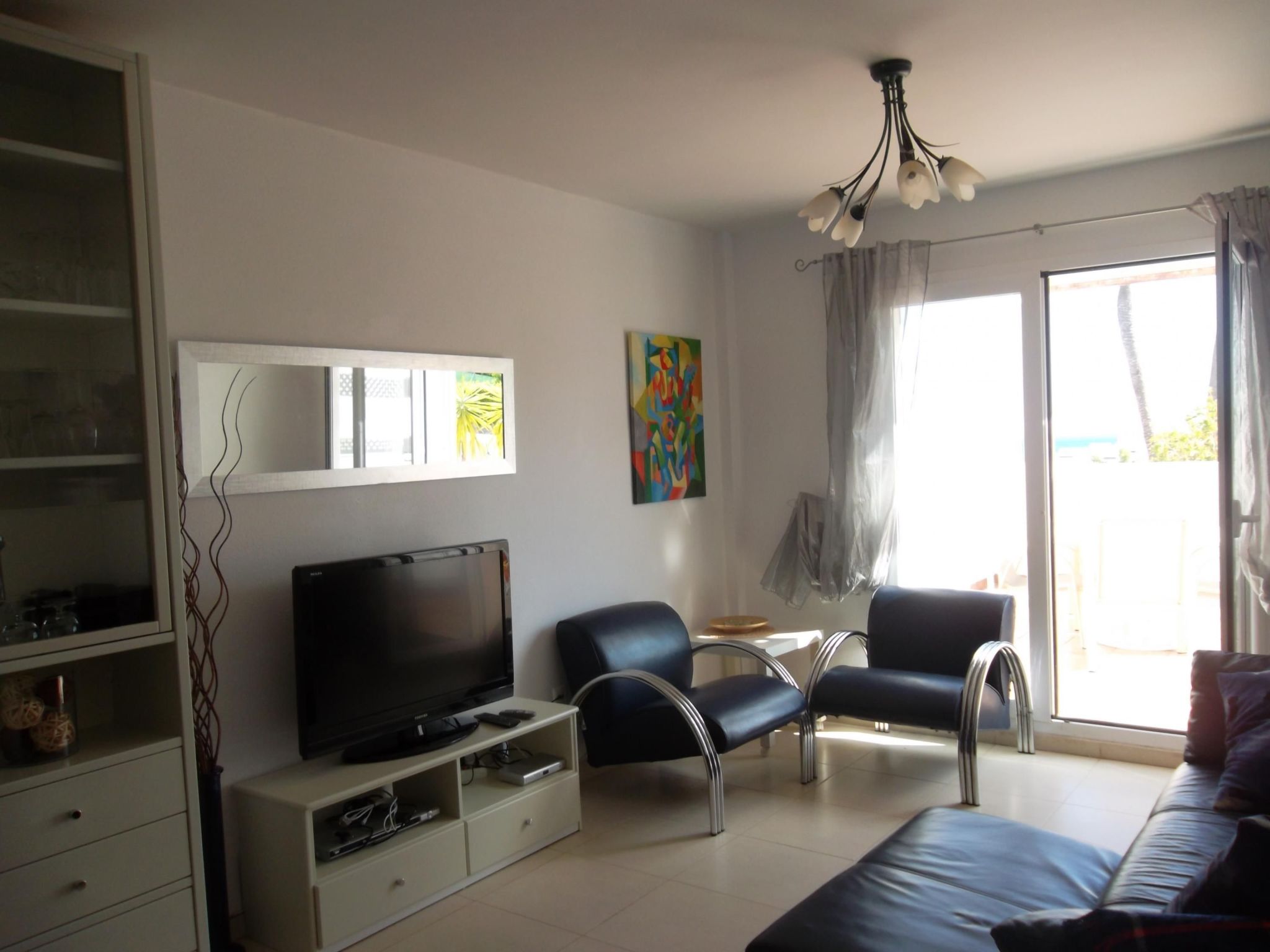 Großzügiges Ferienappartement mit Balkon-Binnen