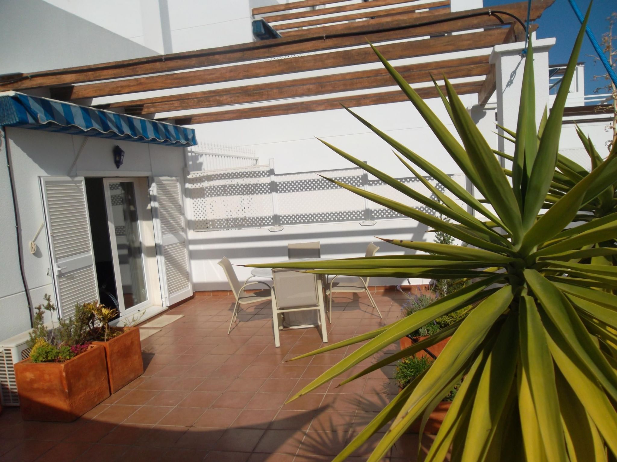 Großzügiges Ferienappartement mit Balkon-Binnen