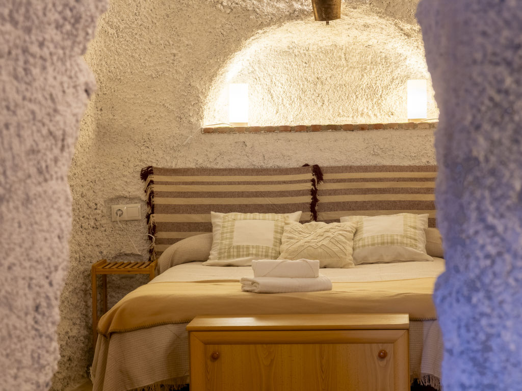 Cueva Mariana Pineda