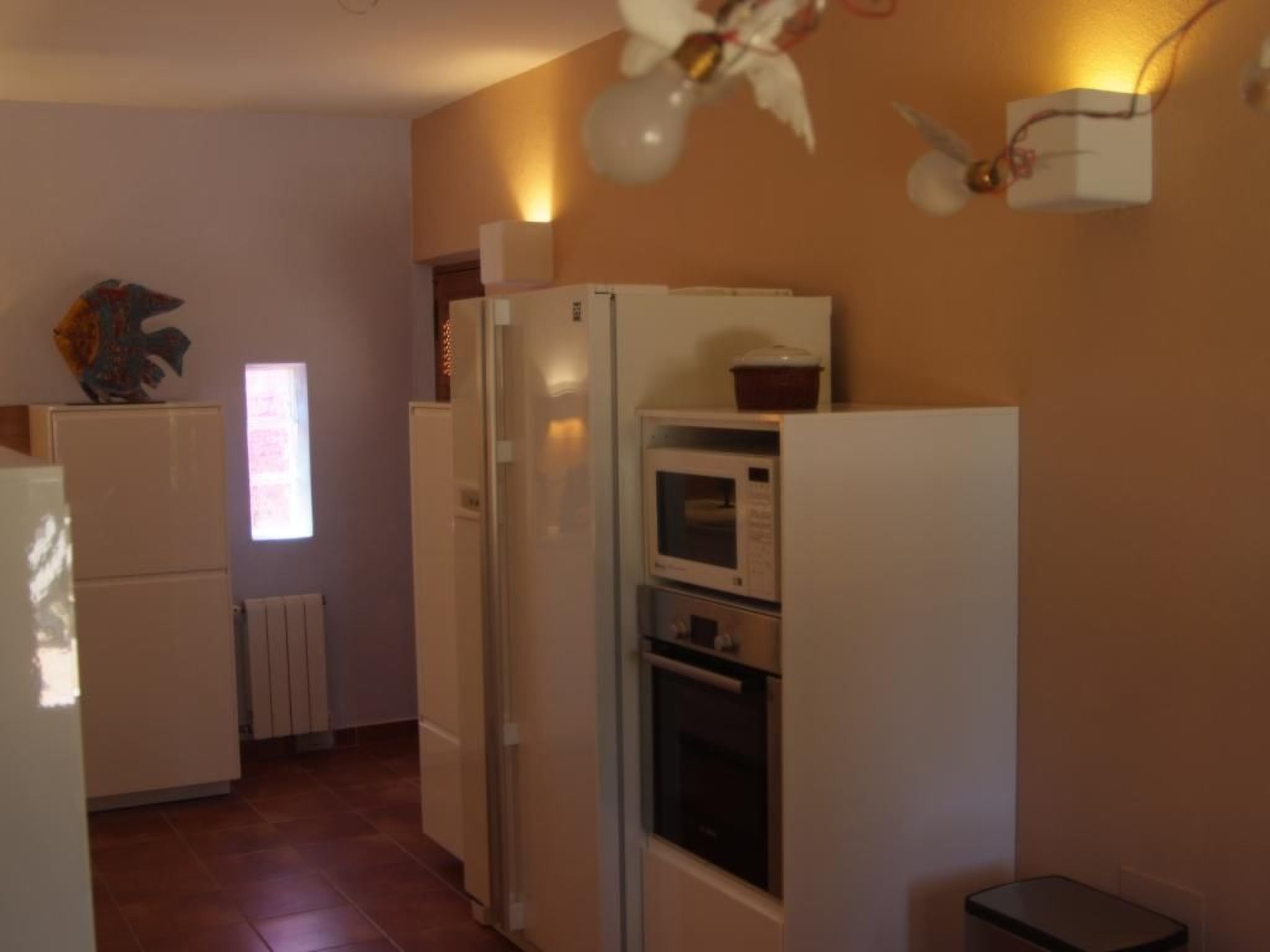 Schöne Villa für 6 Personen mit Schwimmbad-Binnen