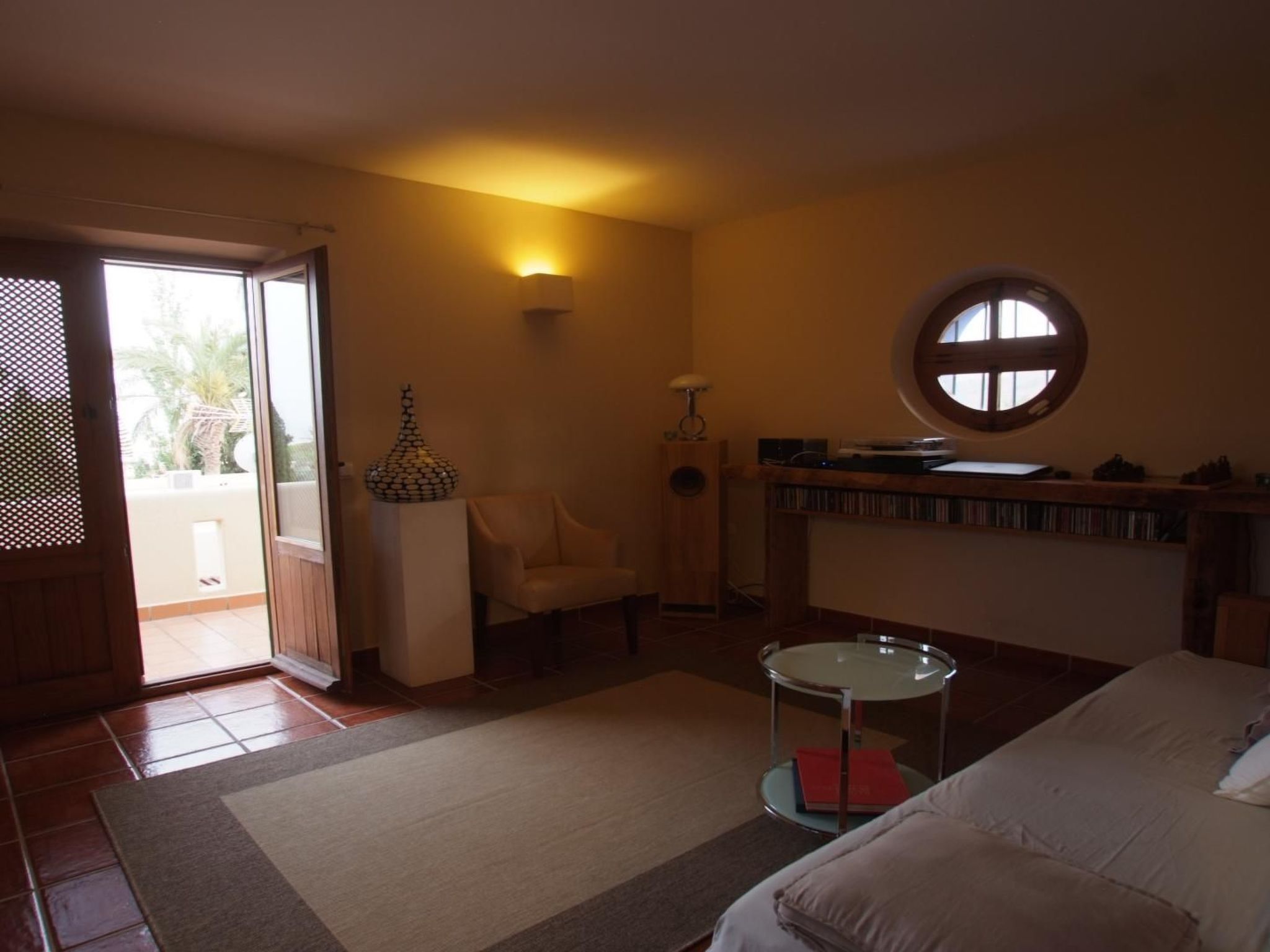 Schöne Villa für 6 Personen mit Schwimmbad-Binnen