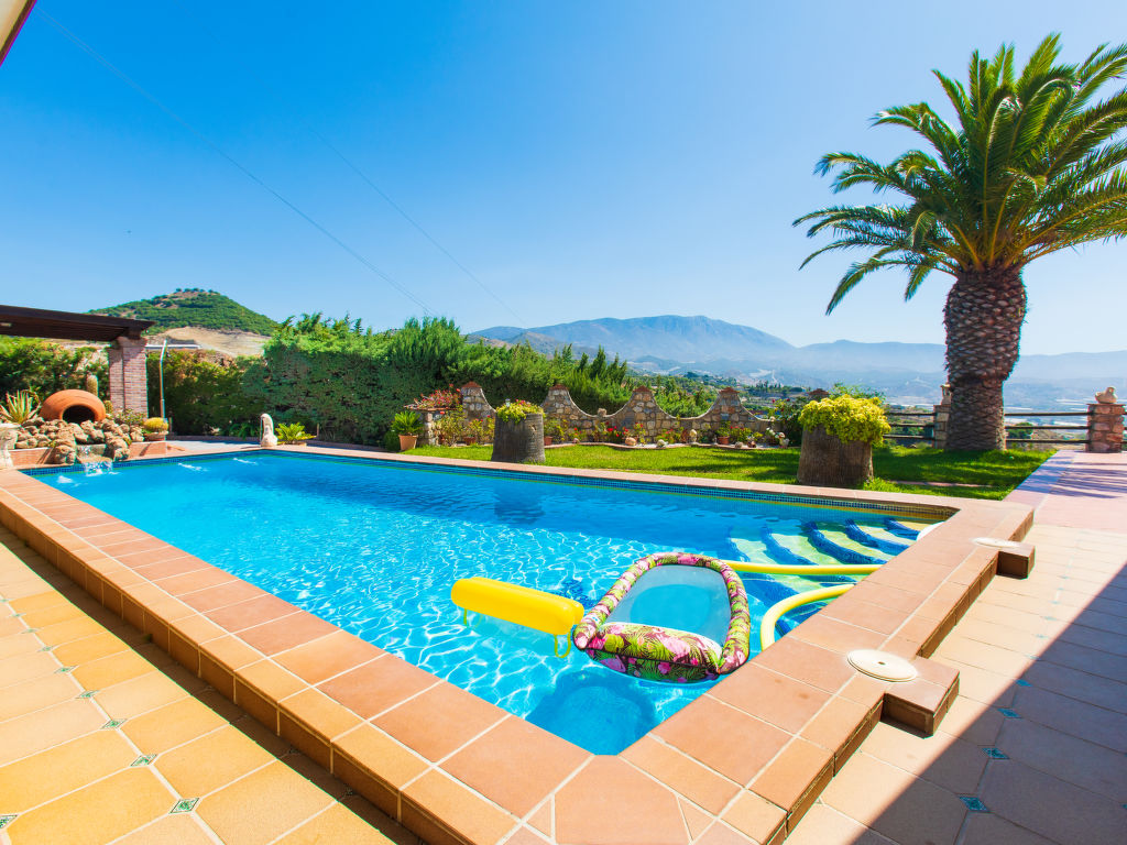 El Nido — Pool Outdoor