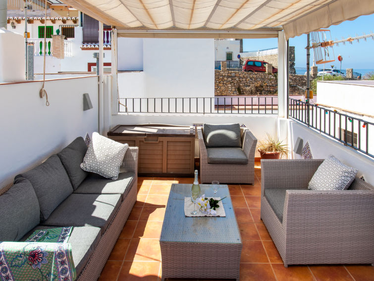 Search and Stay destination Almuñécar, AN - Spain from AU$ 231. Marit