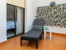 5-persoons appartement met bergzicht direct aan zee in Almuñécar - thumbnail 4