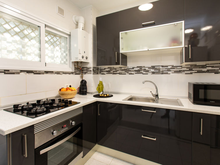 Search and Stay destination Almuñécar, AN - Spain from AU$ 219. Velilla