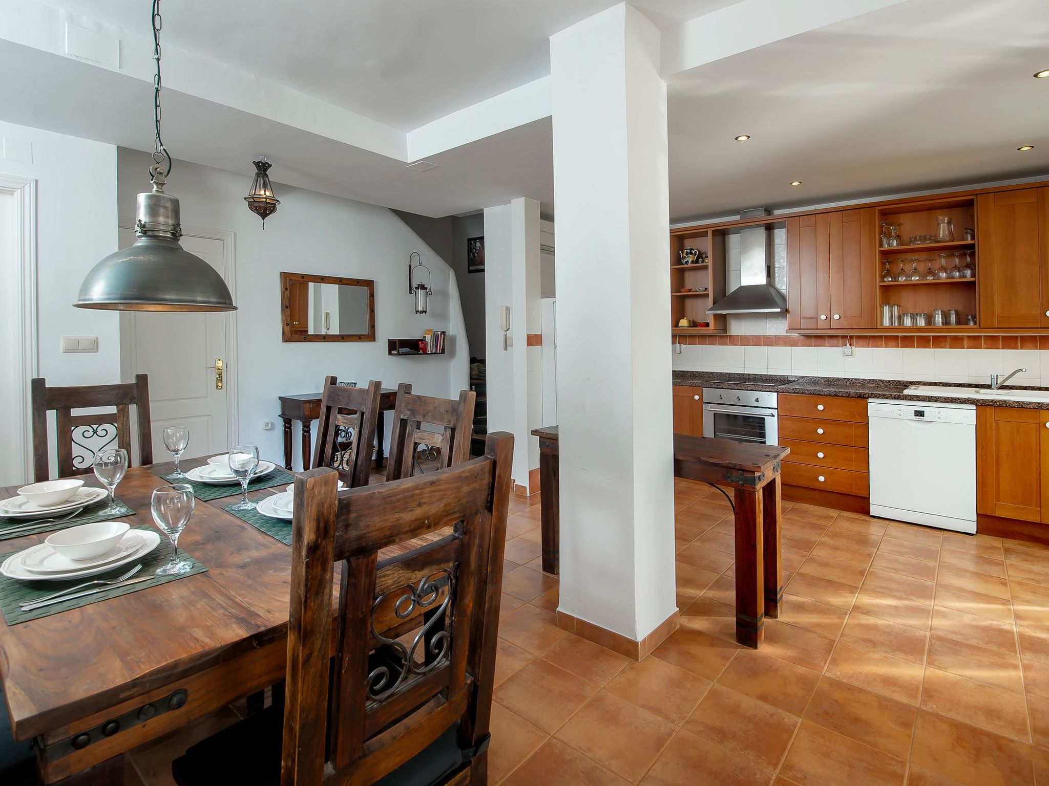 In Almuñécar mit Terrasse und Meerblick-Drinnen