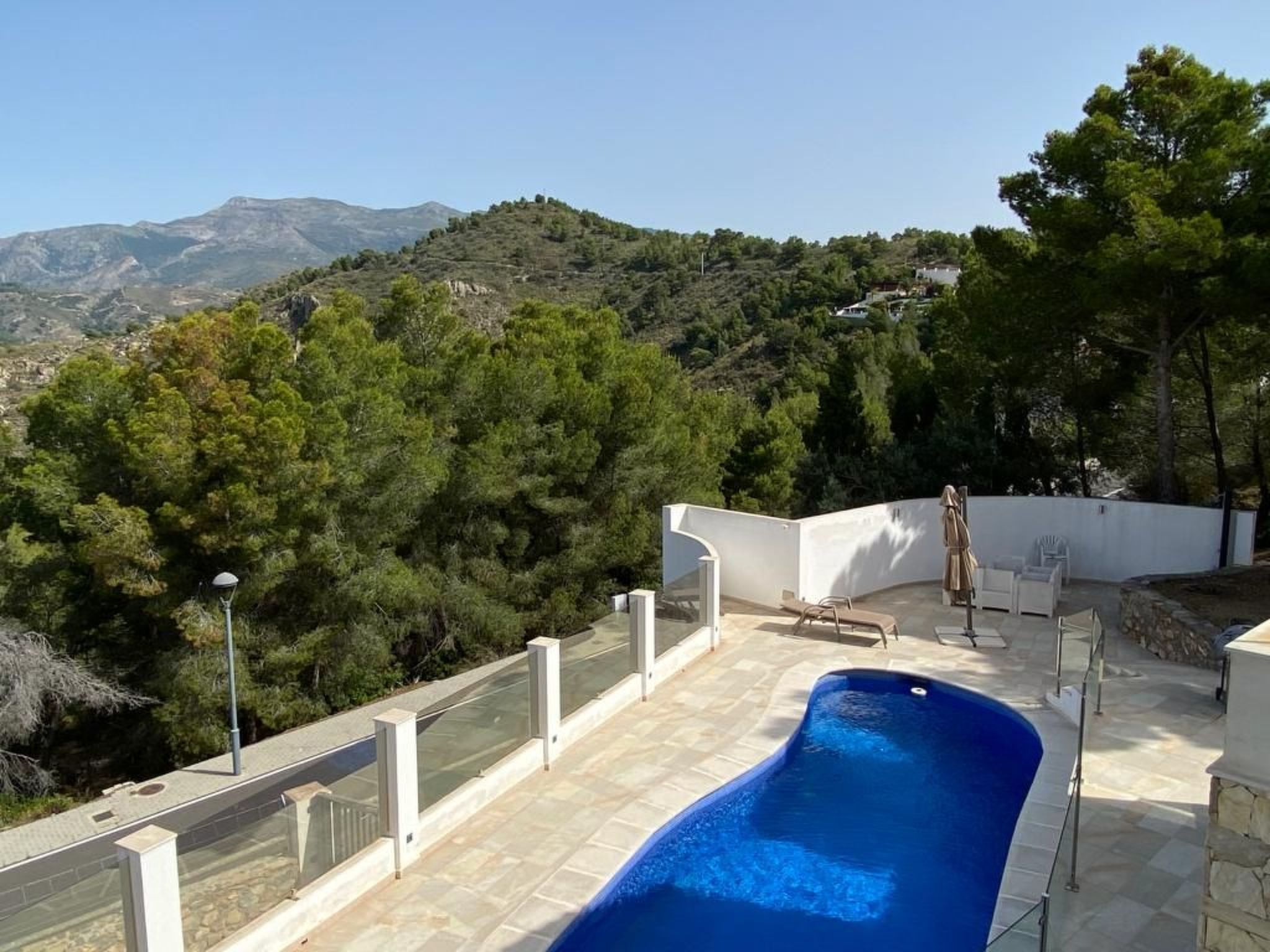 Villa "Super lux" mit privatem Pool-Drinnen