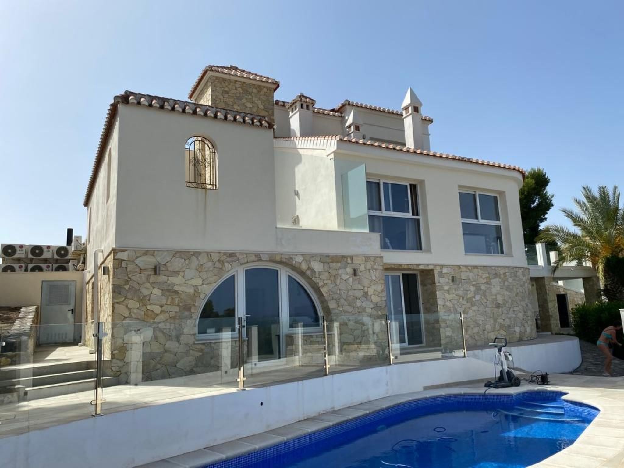 Villa "Super lux" mit privatem Pool-Drinnen