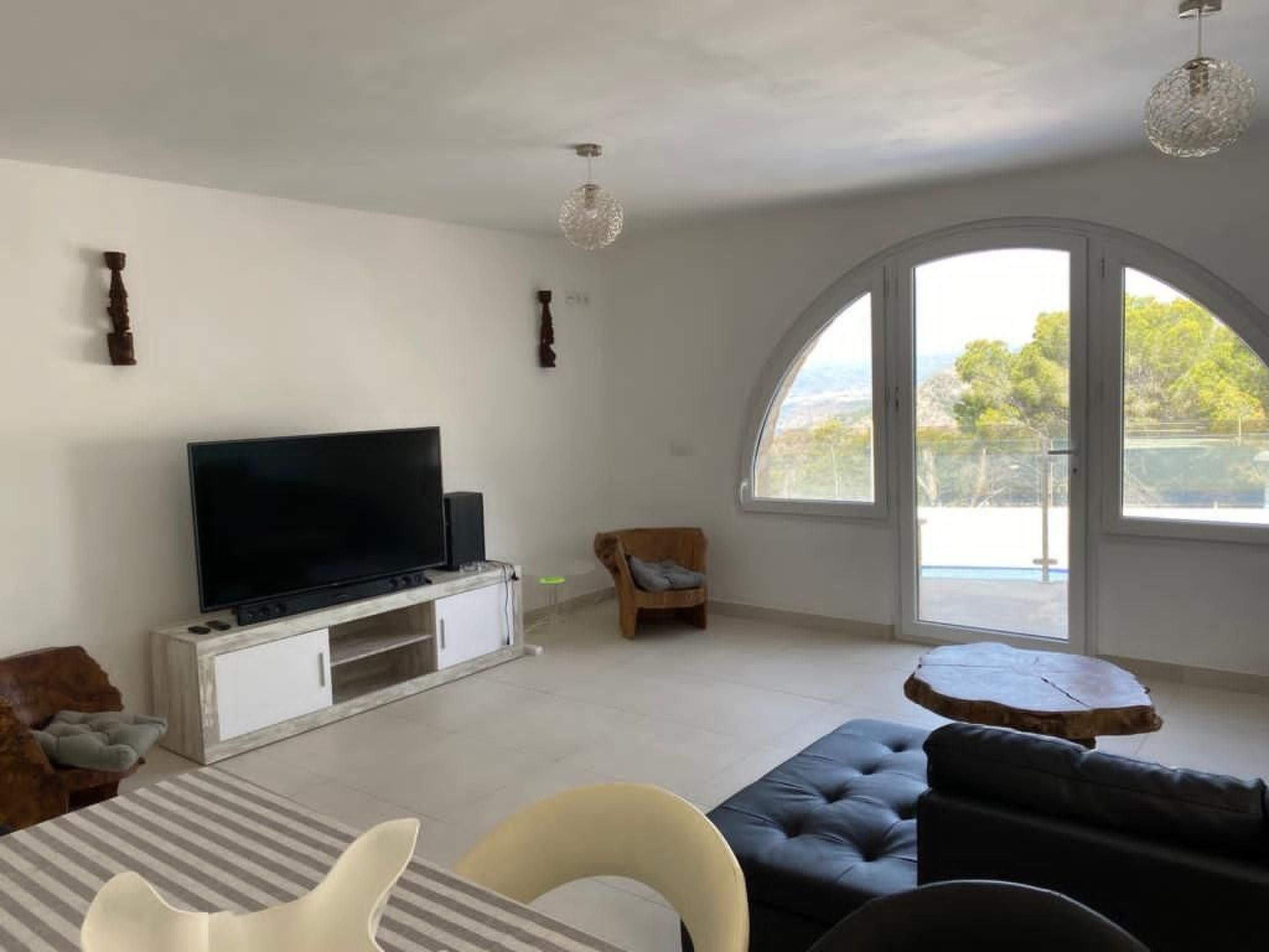 Villa "Super lux" mit privatem Pool-Drinnen