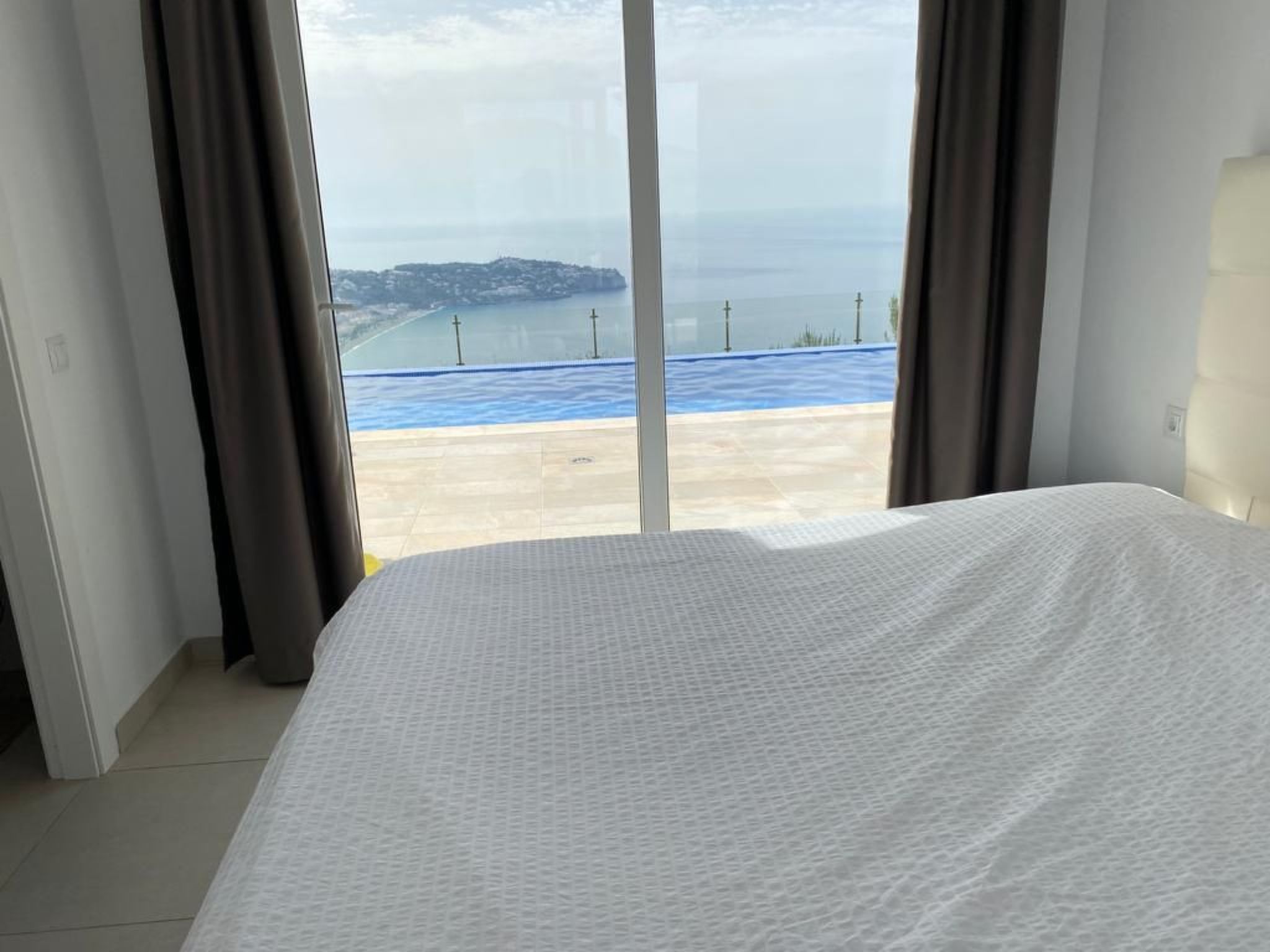 Villa "Super lux" mit privatem Pool-Drinnen