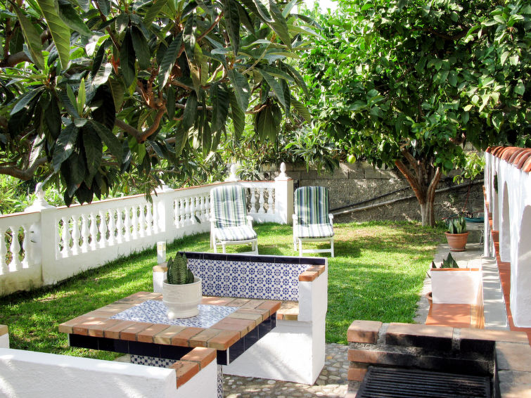 Search and Stay destination Granada, AN - Spain from AU$ 175. Amanecer