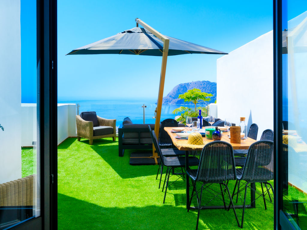 Creativo — Terrace
