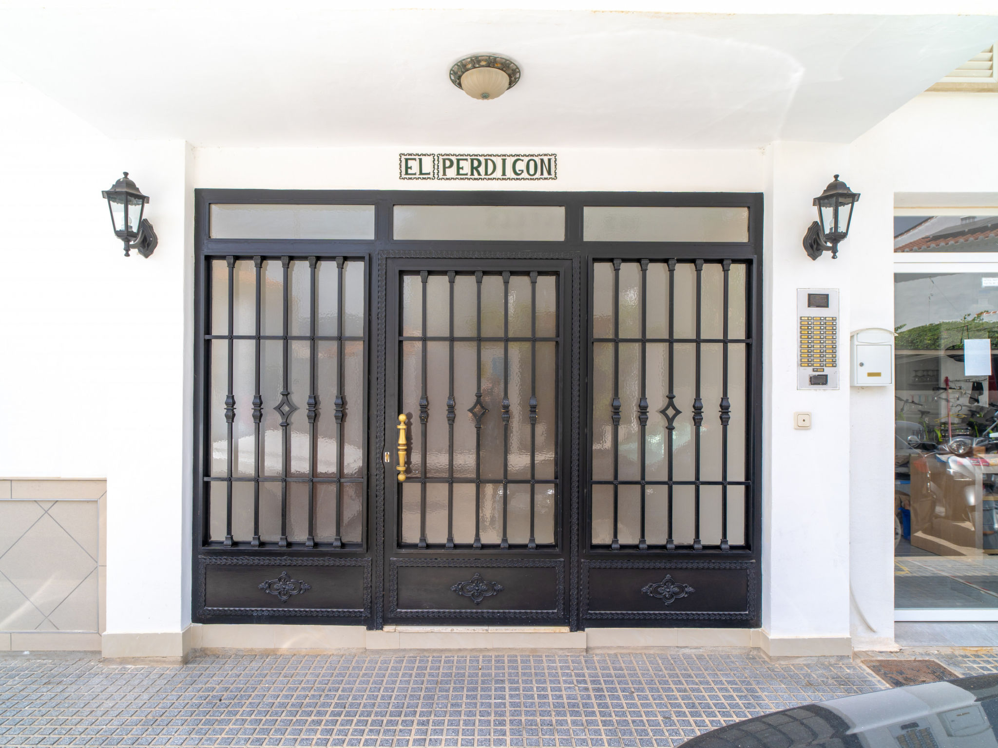 Photo of Perdigon 325 Paradise by Casasol