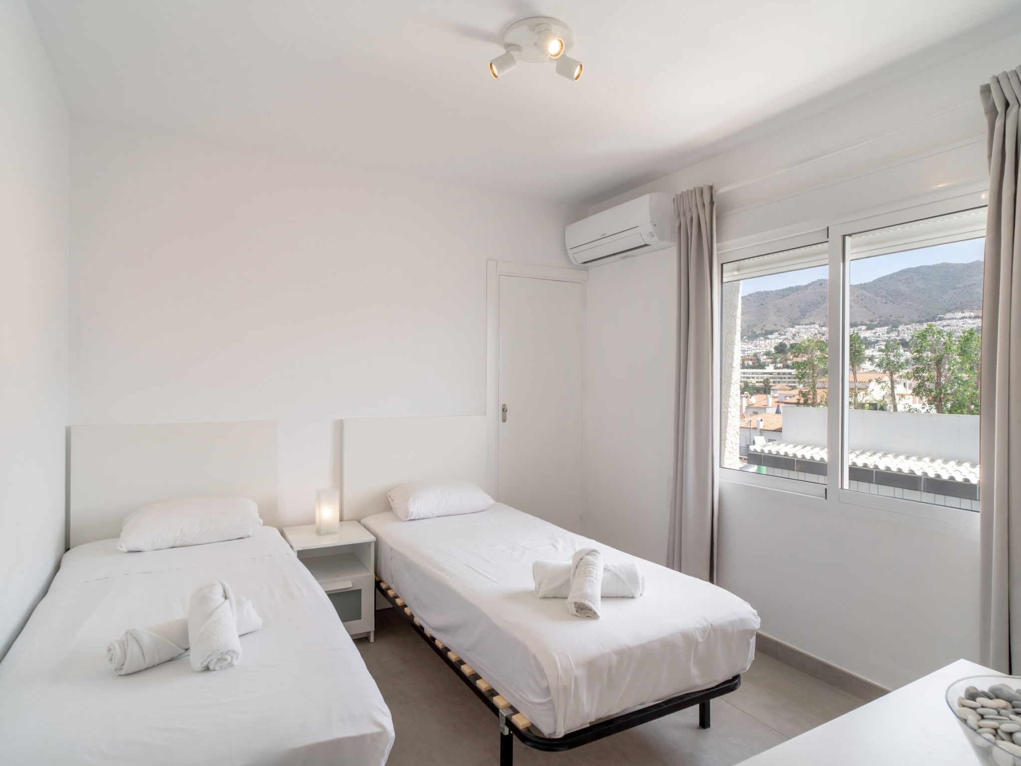 Photo of Perdigon 325 Paradise by Casasol