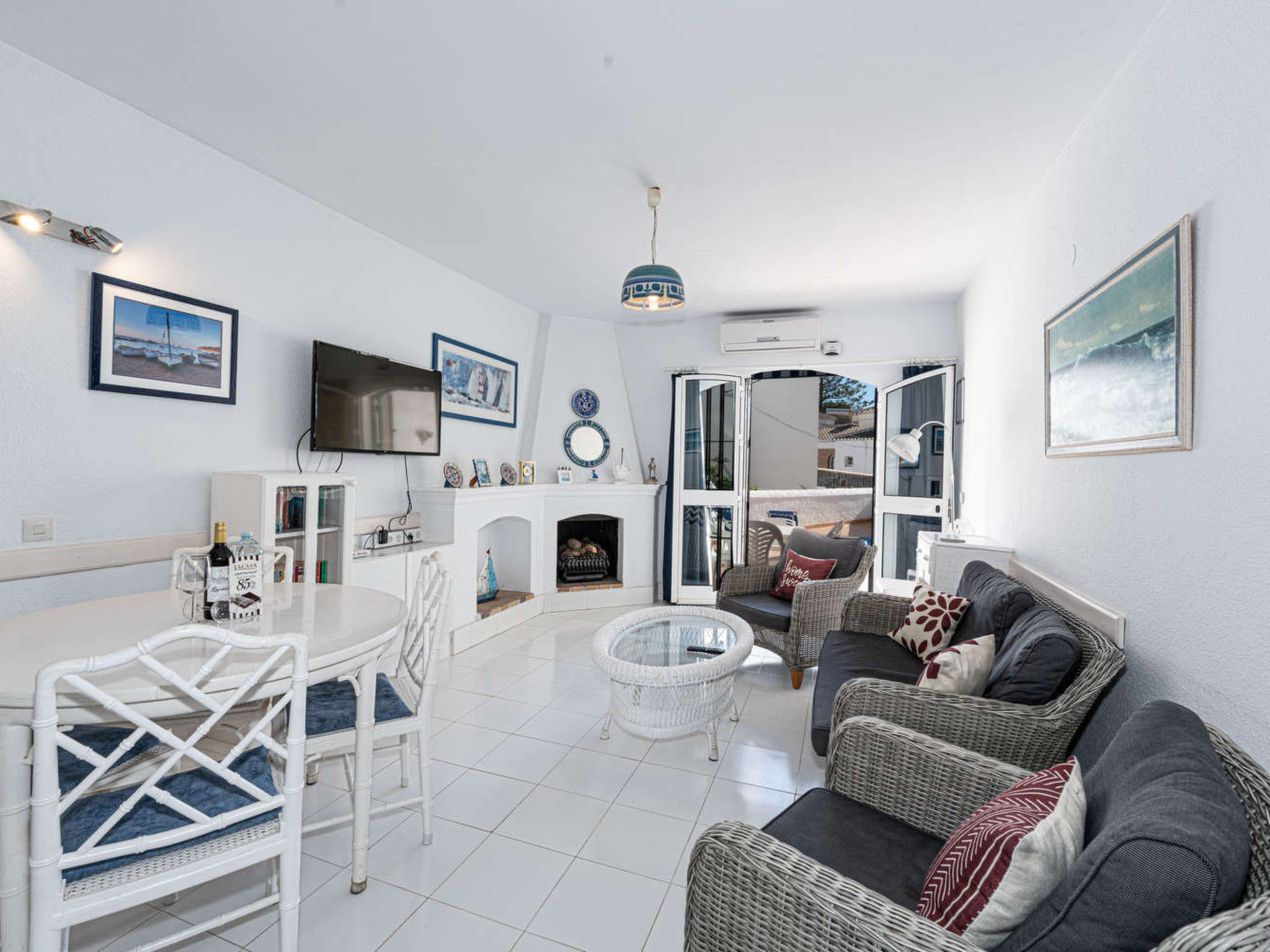 Los Pinos 29 Villas by Casasol - Image 2