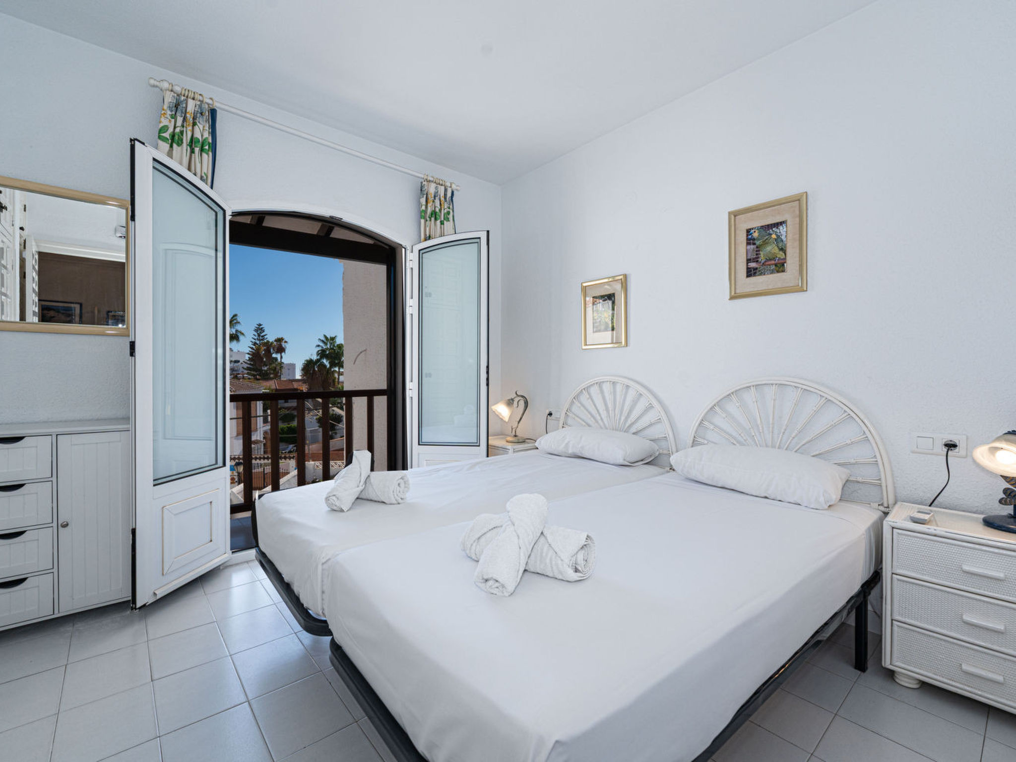 Los Pinos 29 Villas by Casasol - Image 3