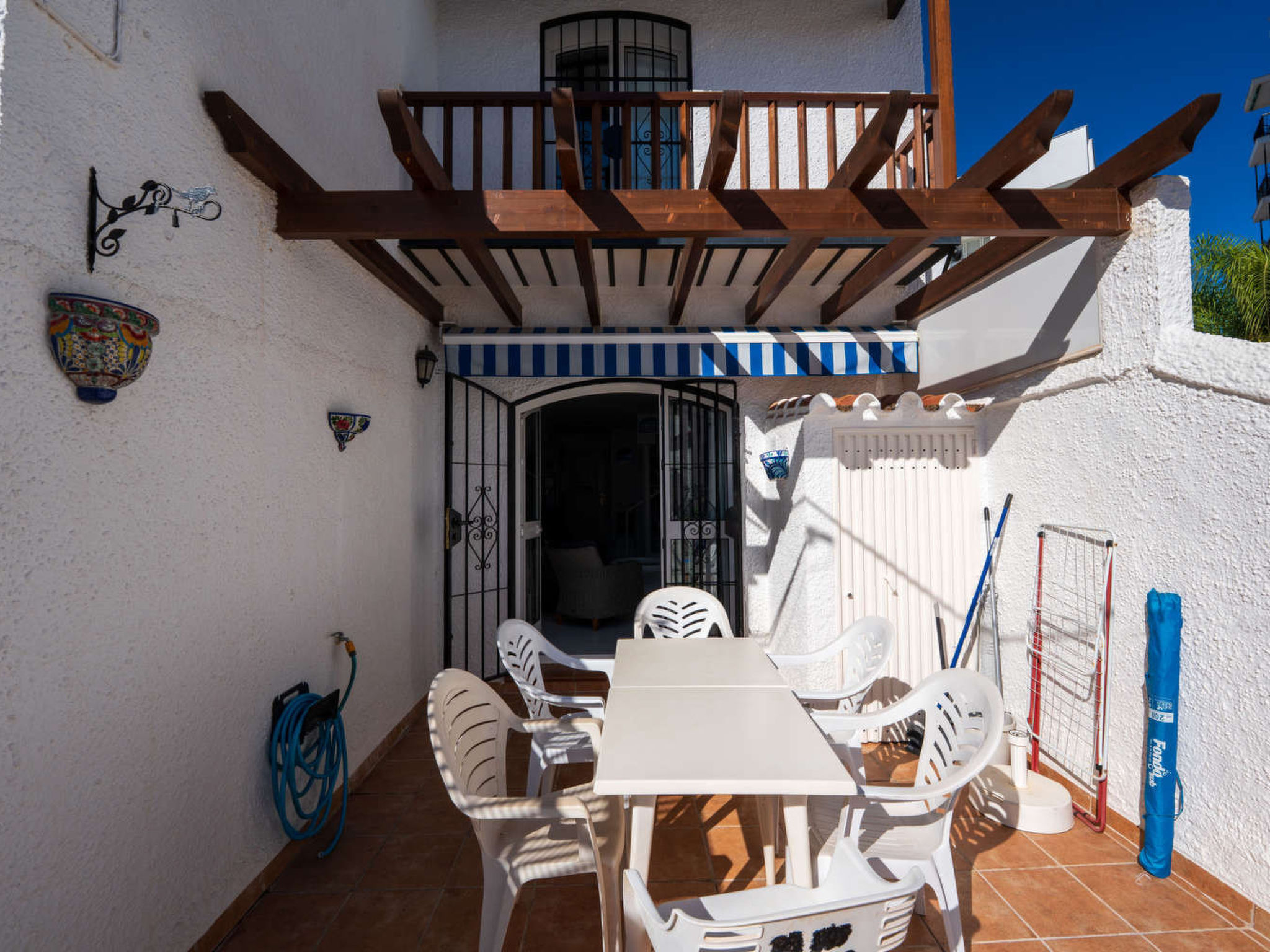 Los Pinos 29 Villas by Casasol - Image 4
