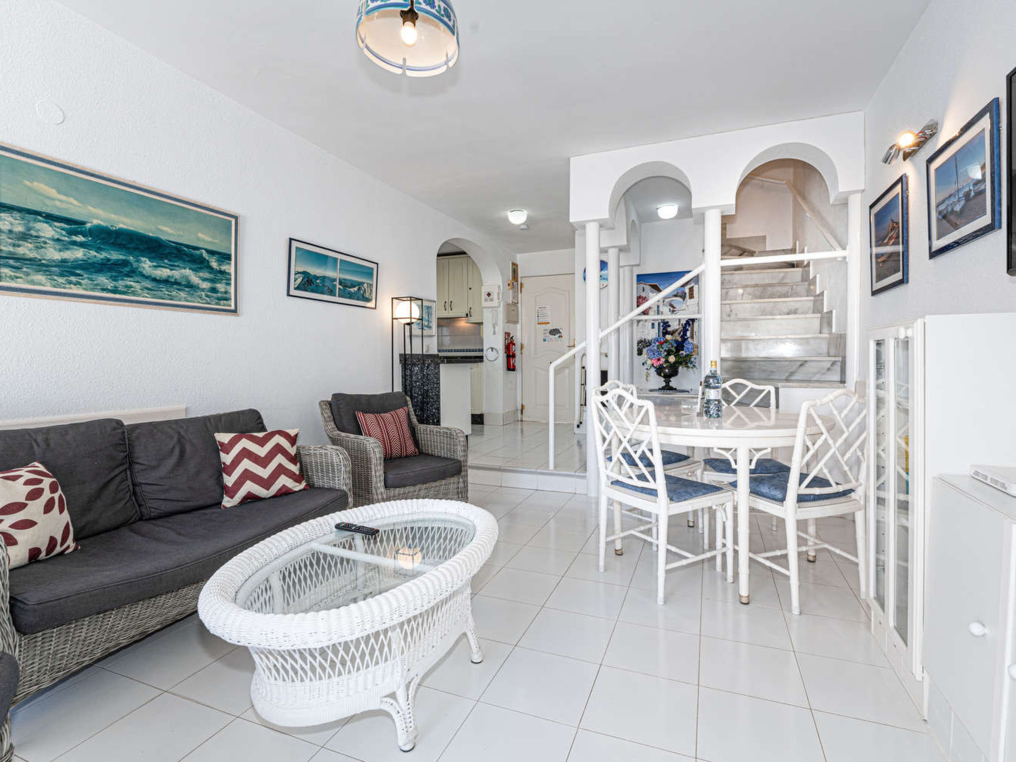Los Pinos 29 Villas by Casasol - Drinnen