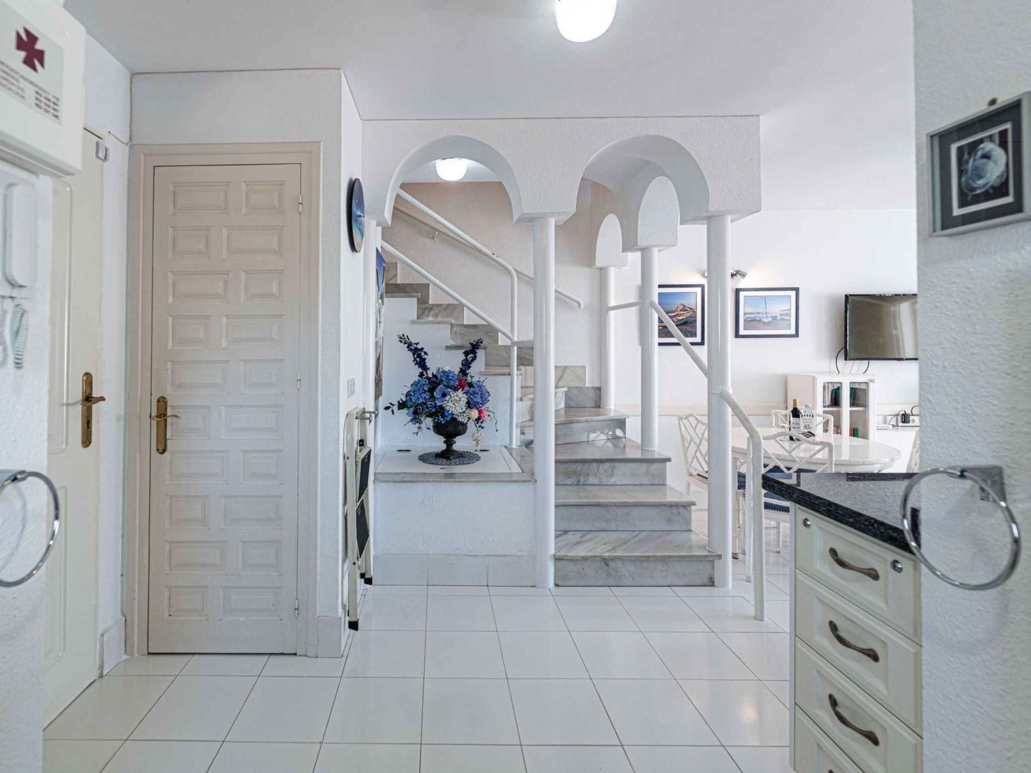 Los Pinos 29 Villas by Casasol - Drinnen