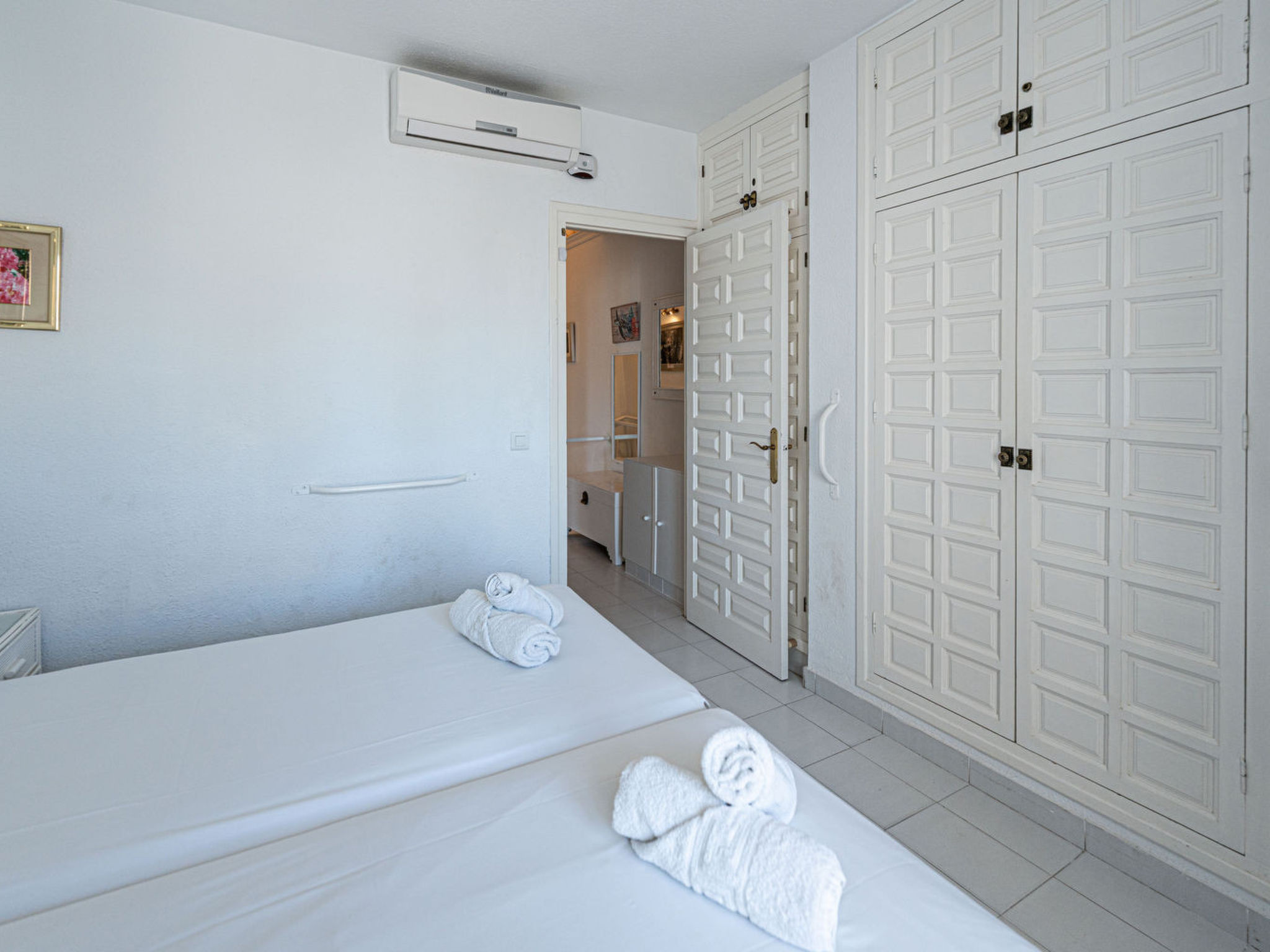 Los Pinos 29 Villas by Casasol - Drinnen