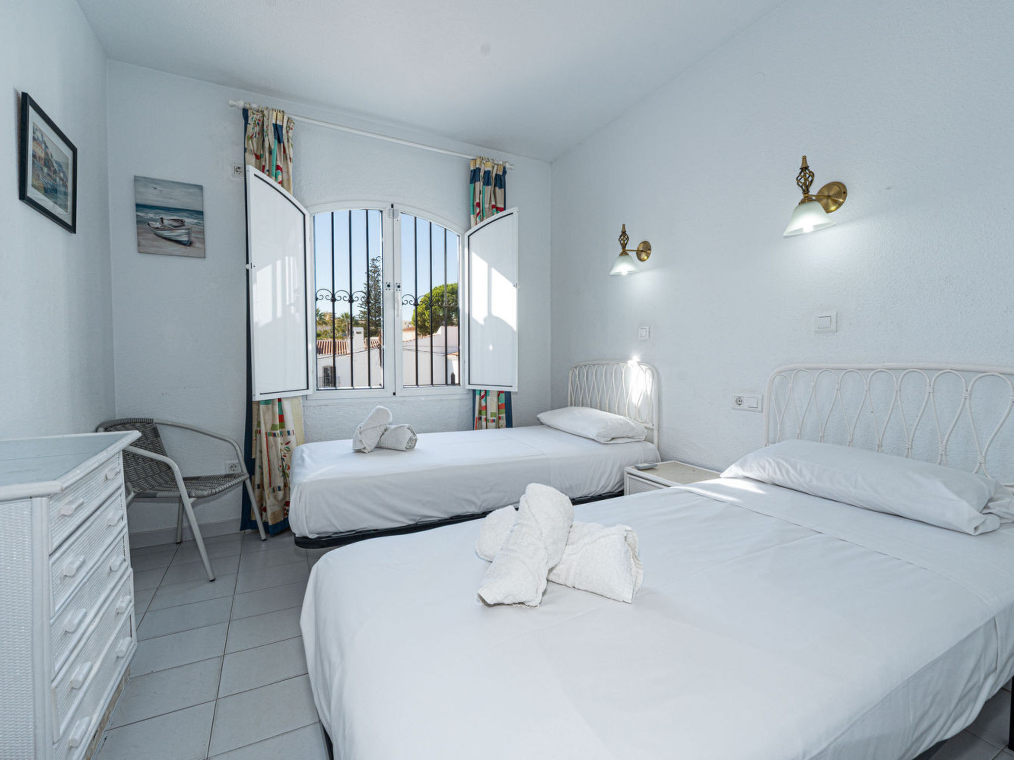 Los Pinos 29 Villas by Casasol - Drinnen