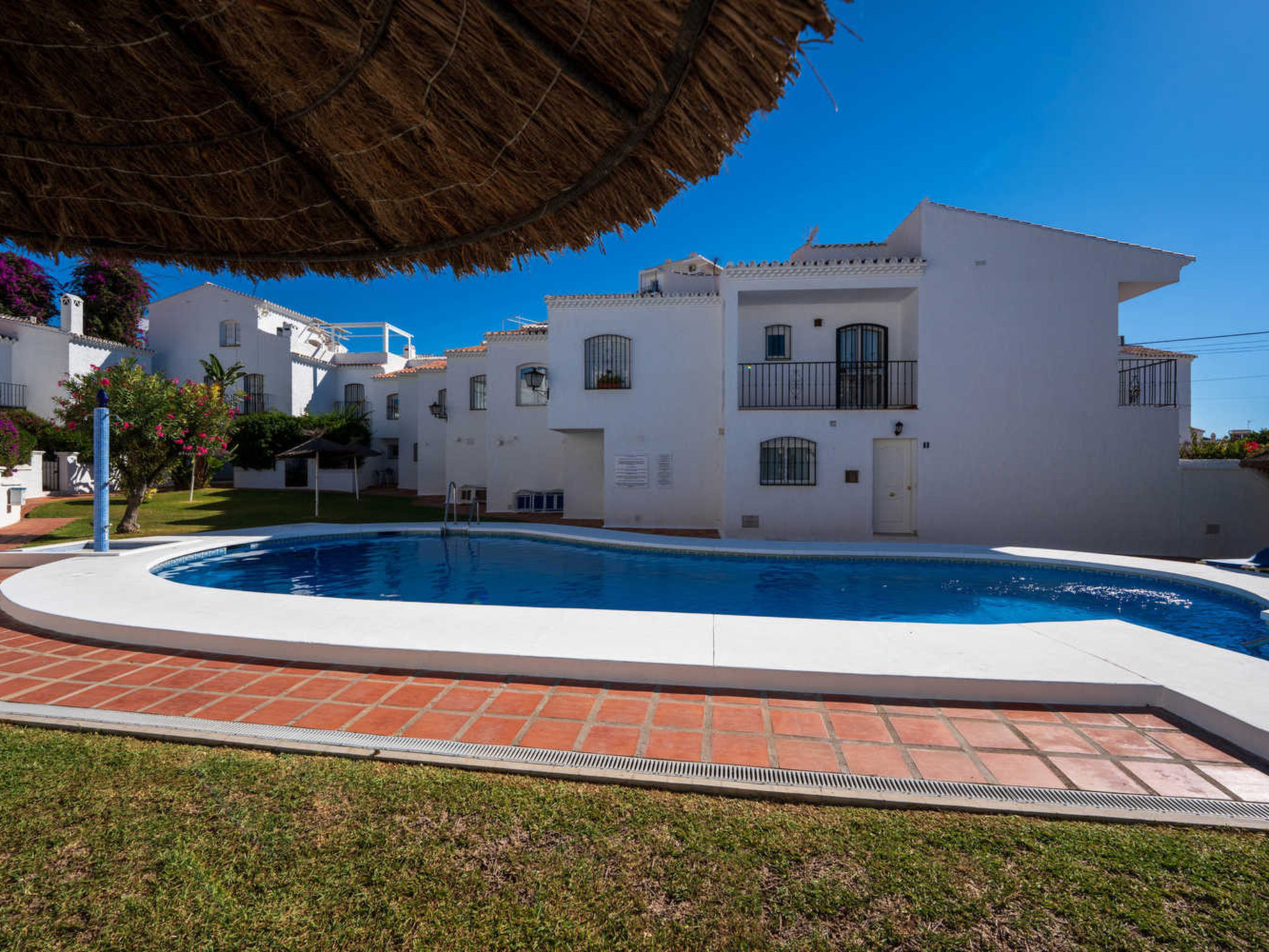 Los Pinos 29 Villas by Casasol - Drinnen