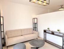 Carabeo 26 Boutique Studio: Luxe studio met zeezicht in hartje Nerja - thumbnail 3