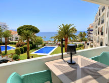 Carabeo 26 Boutique Studio: Luxe studio met zeezicht in hartje Nerja - thumbnail 1