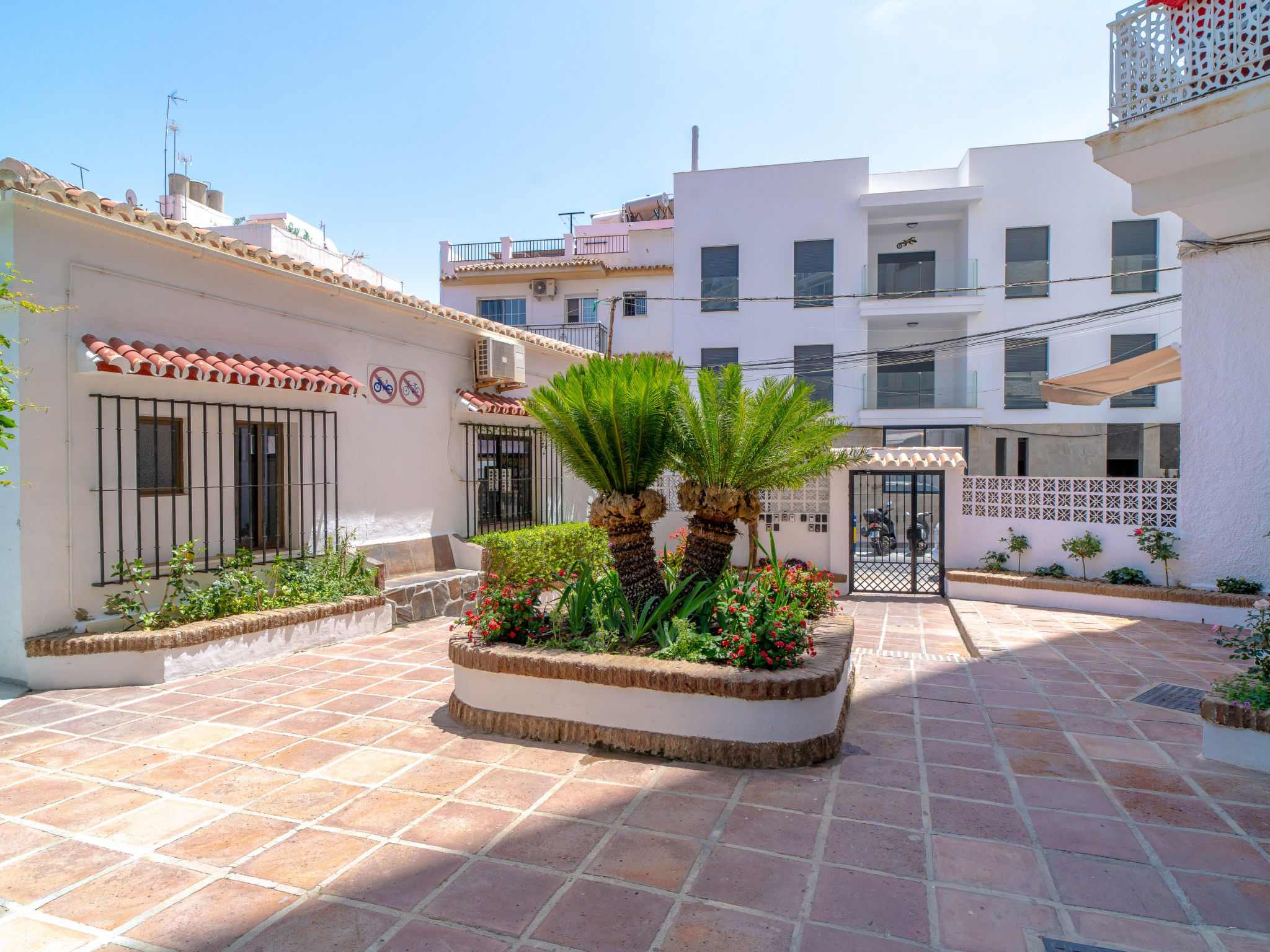 Photo of Coronado 148 Apartment by Casasol