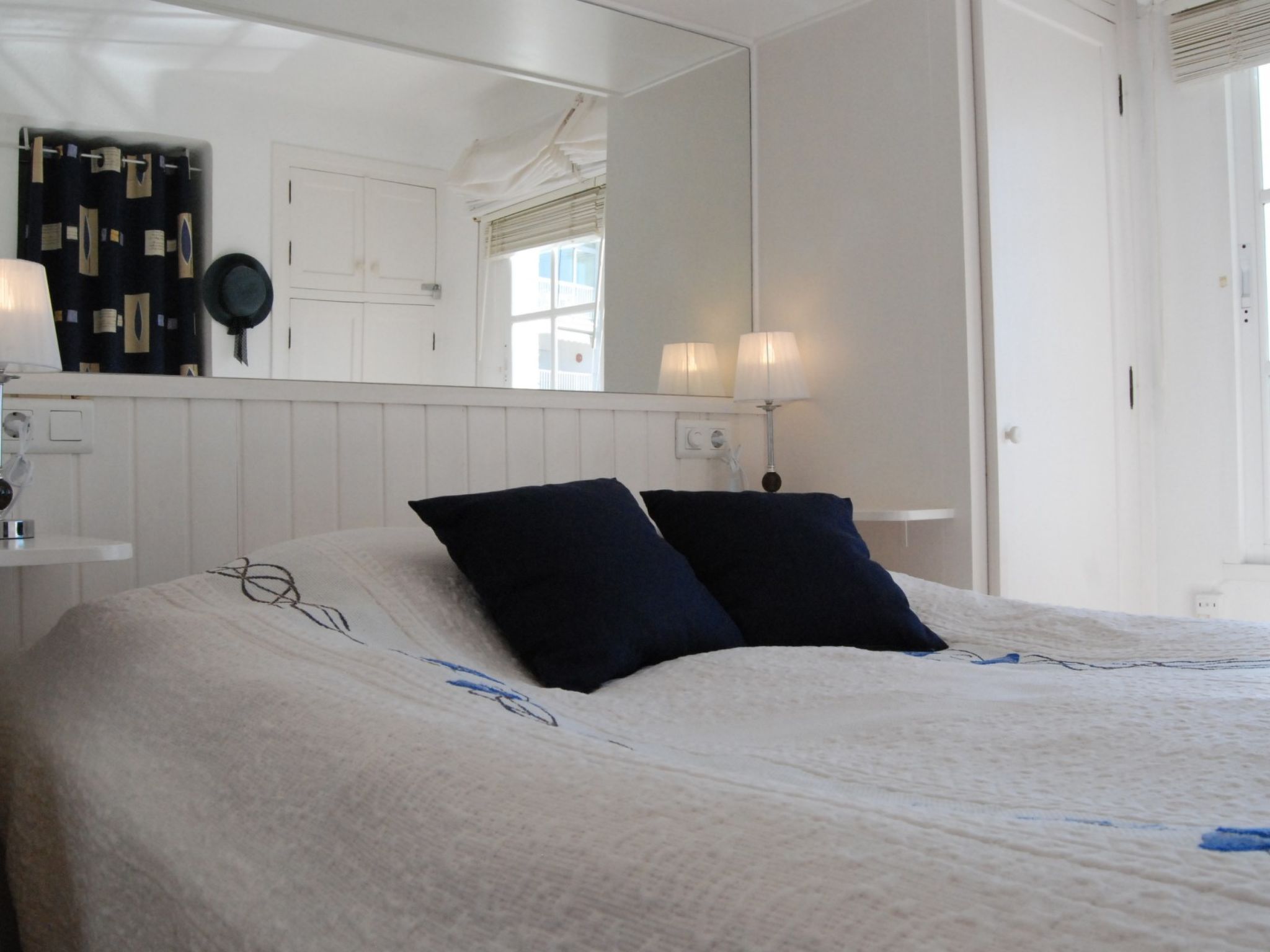 Photo of Coronado 127 Apartment by Casasol