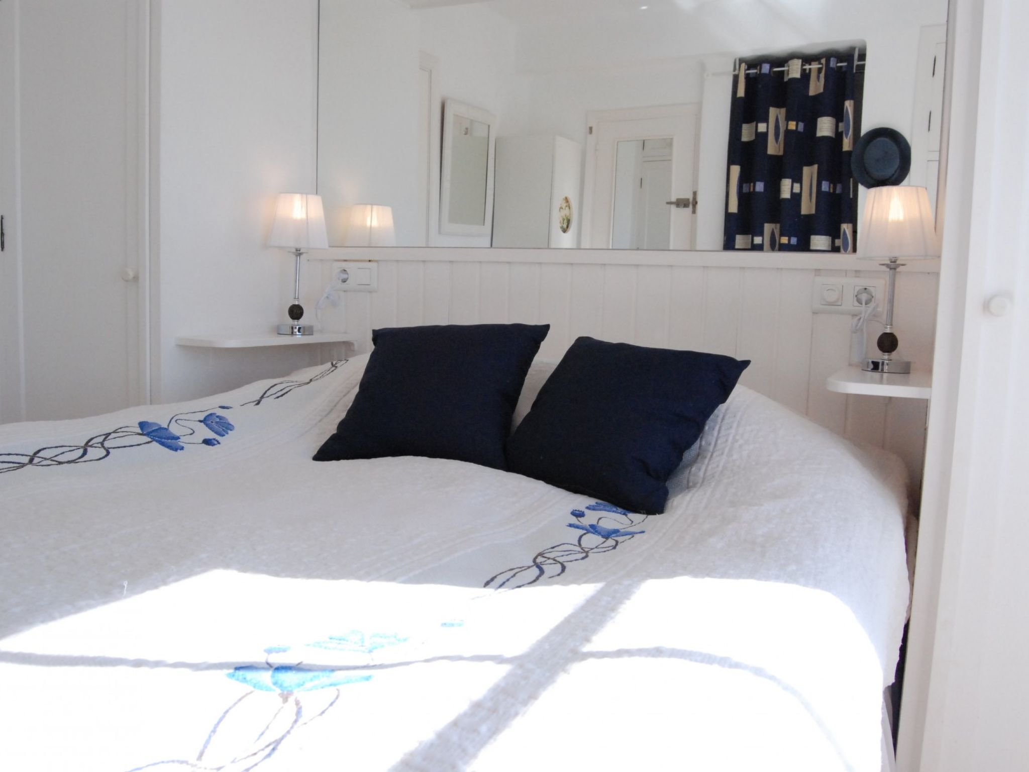 Photo of Coronado 127 Apartment by Casasol