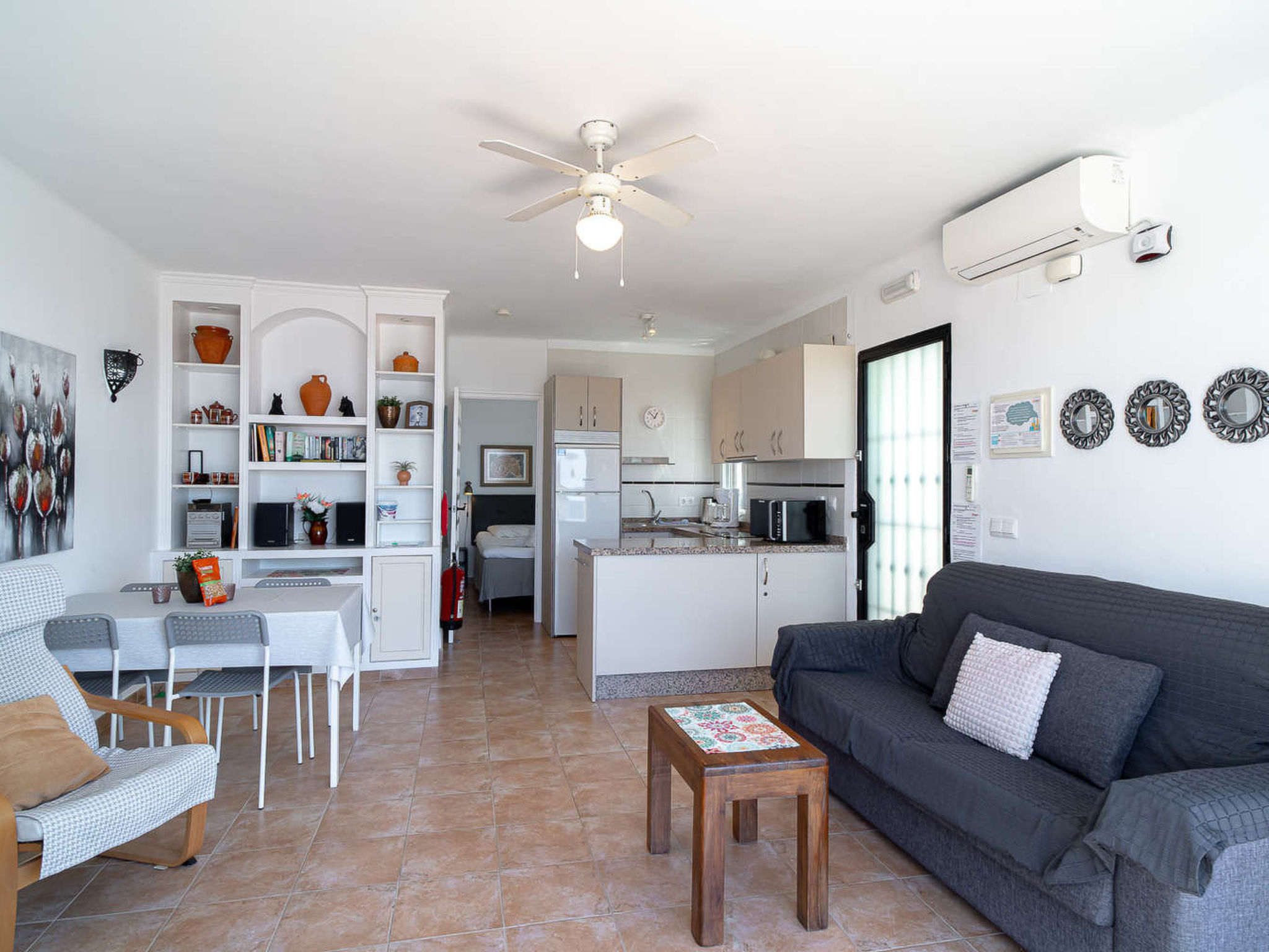 Los Naranjos 11B Capistrano Village by Casasol - Drinnen