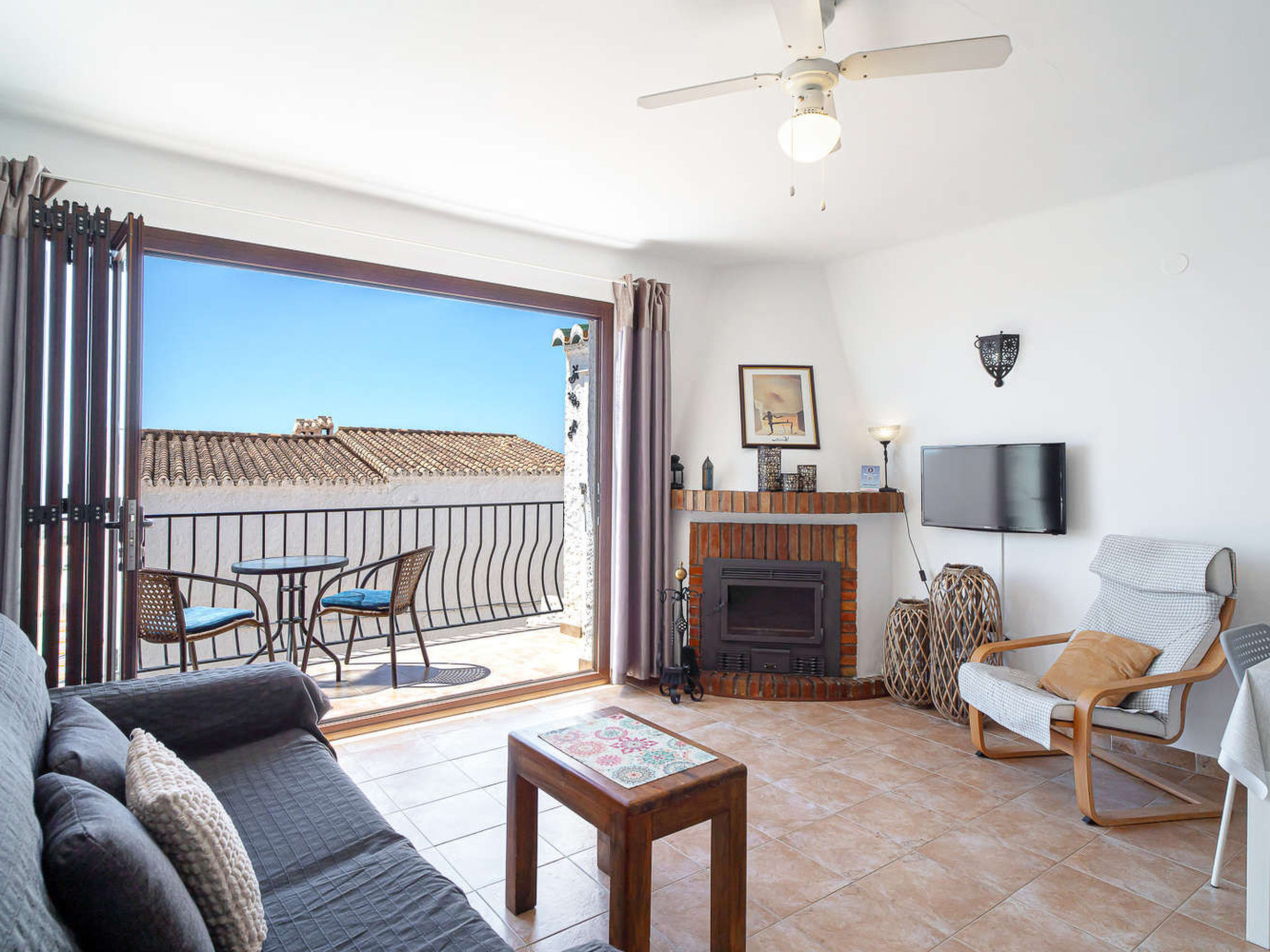 Los Naranjos 11B Capistrano Village by Casasol - Drinnen