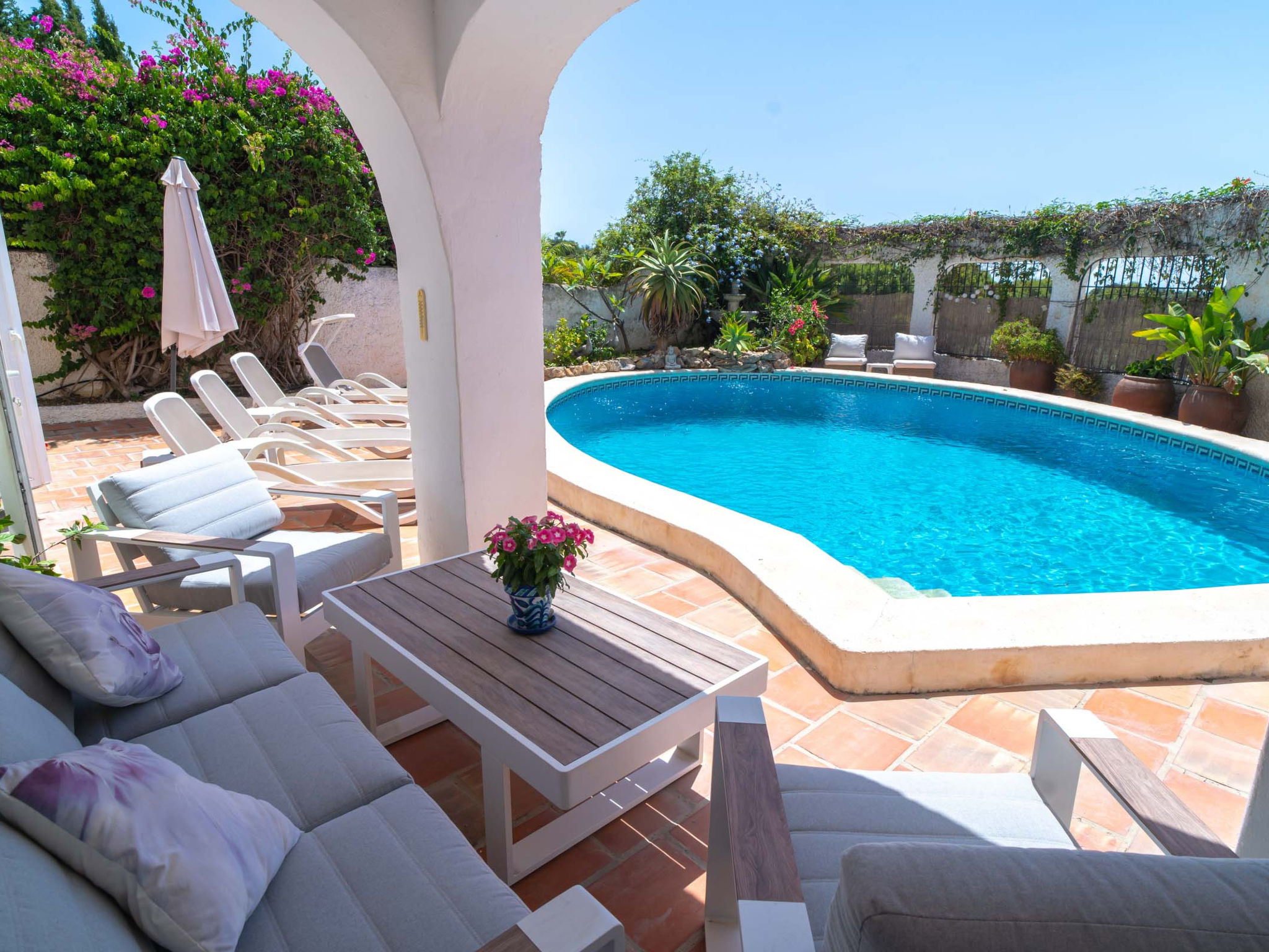 Chimenea 15 Private Pool and Parking by Casasol - Dedans