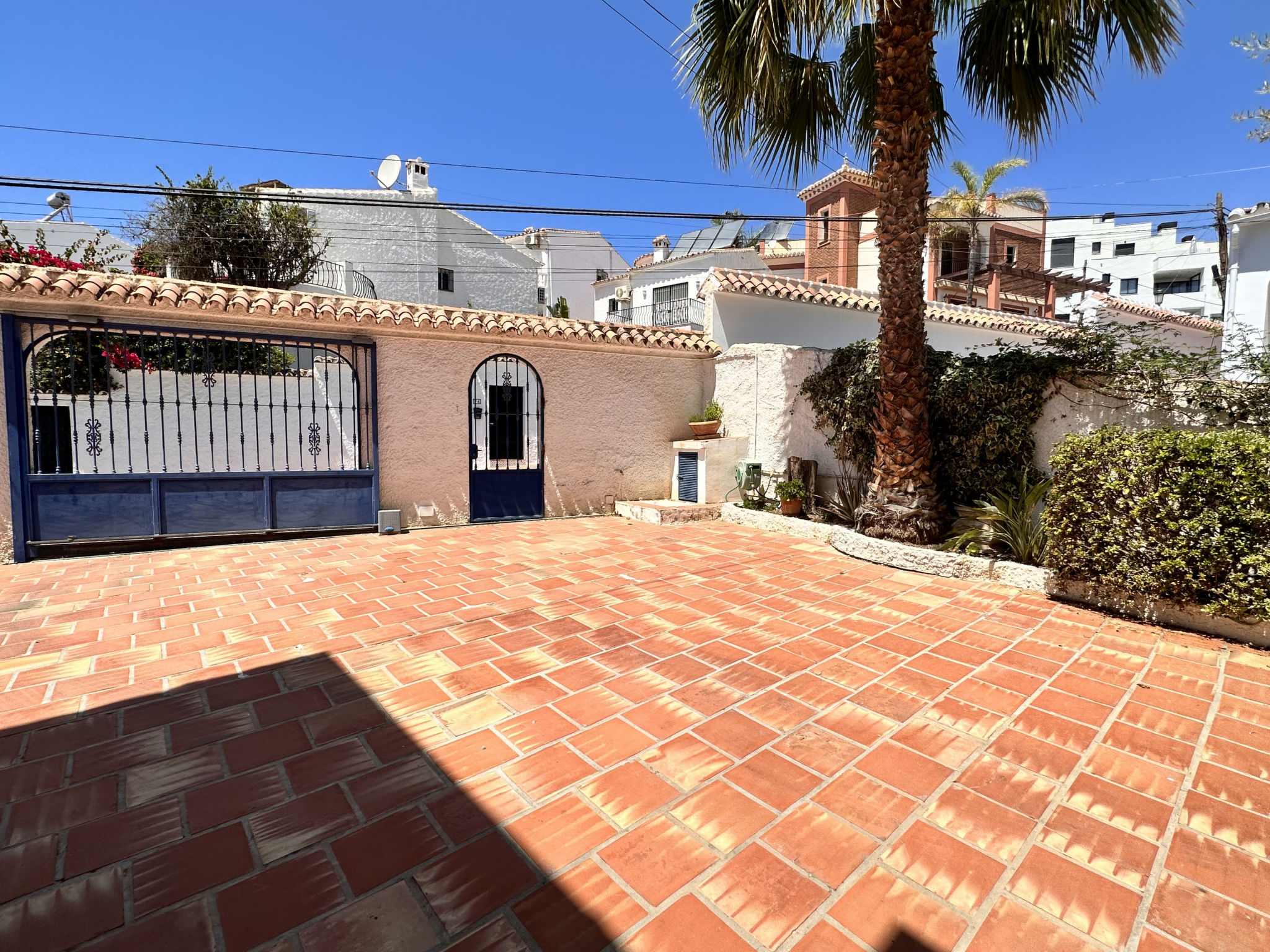 Chimenea 15 Private Pool and Parking by Casasol - Dedans