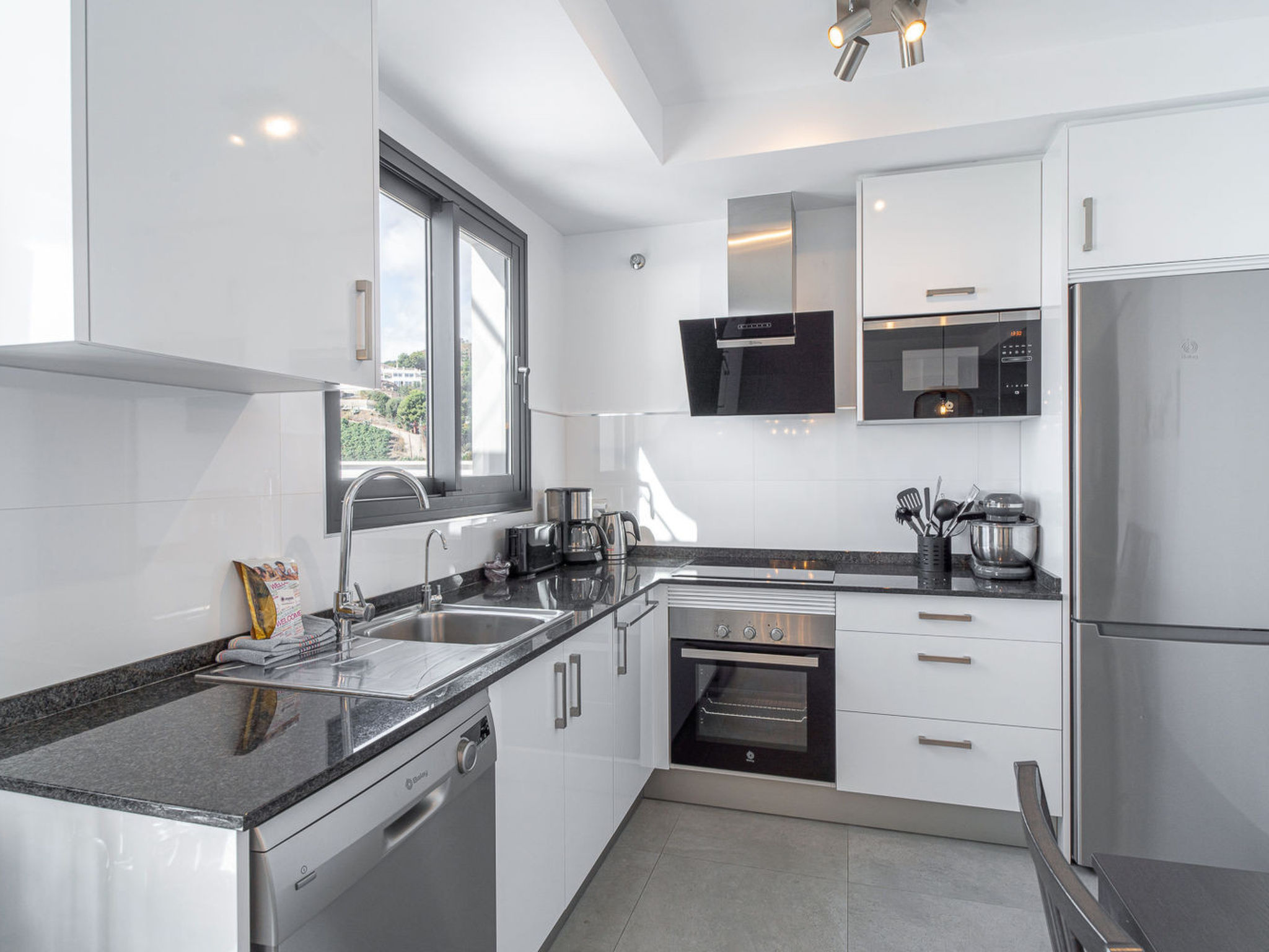 Penthouse Balcon del Mar Deluxe 1 by Casasol - Binnen