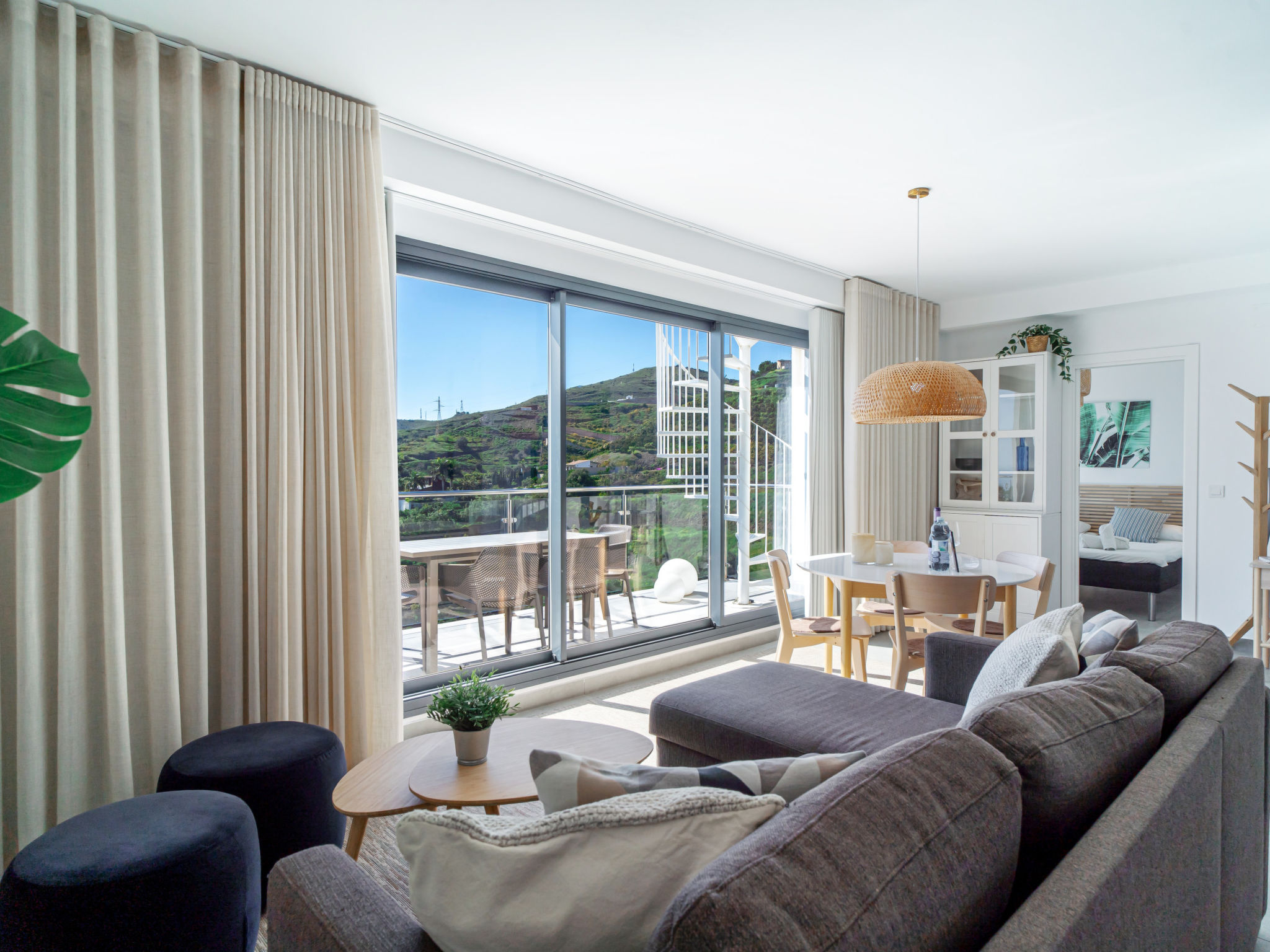 Penthouse Balcon del Mar 123 by Casasol - Binnen