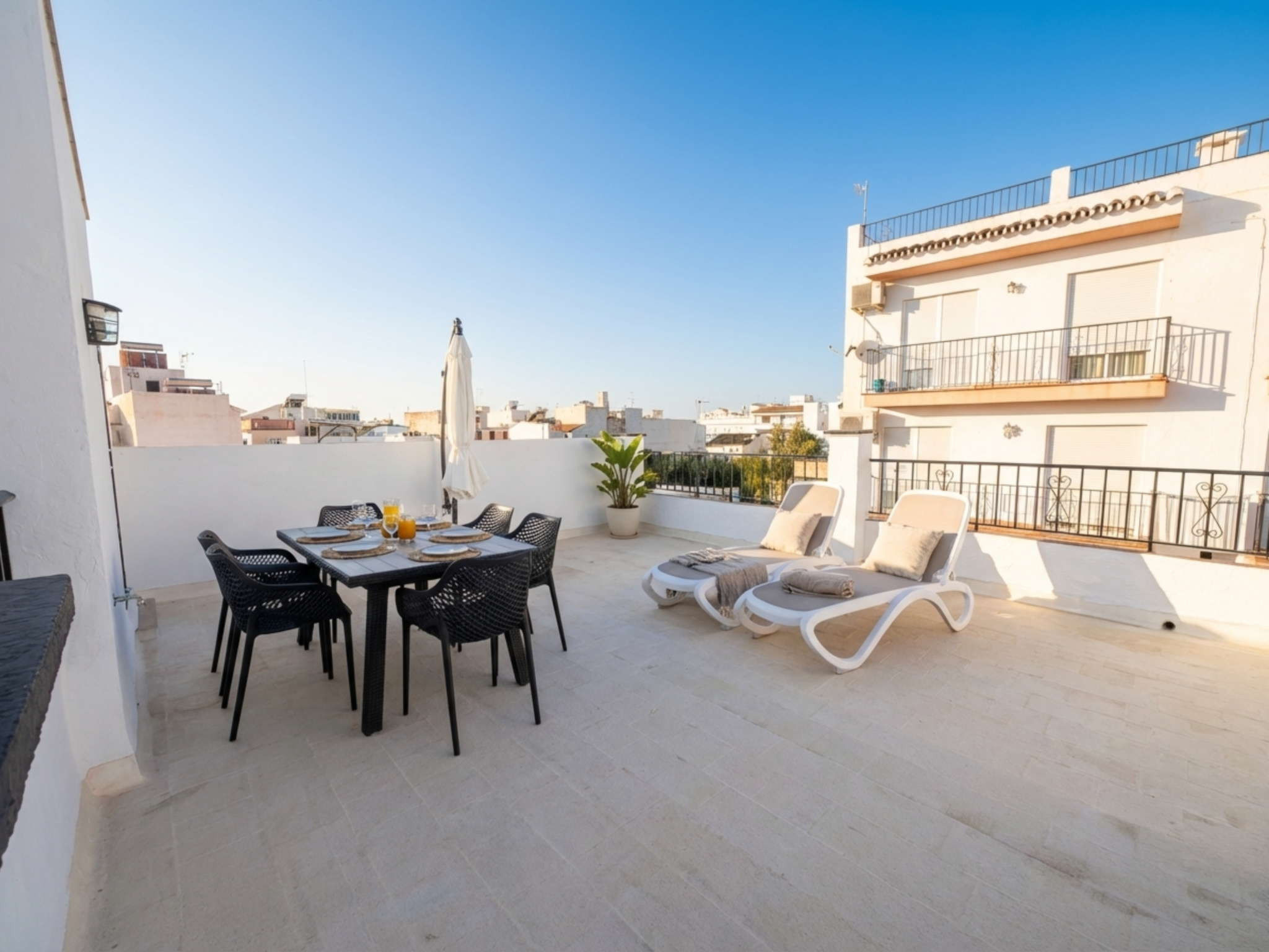 Casa Chica Calle Cristo 112 by Casasol - Dehors
