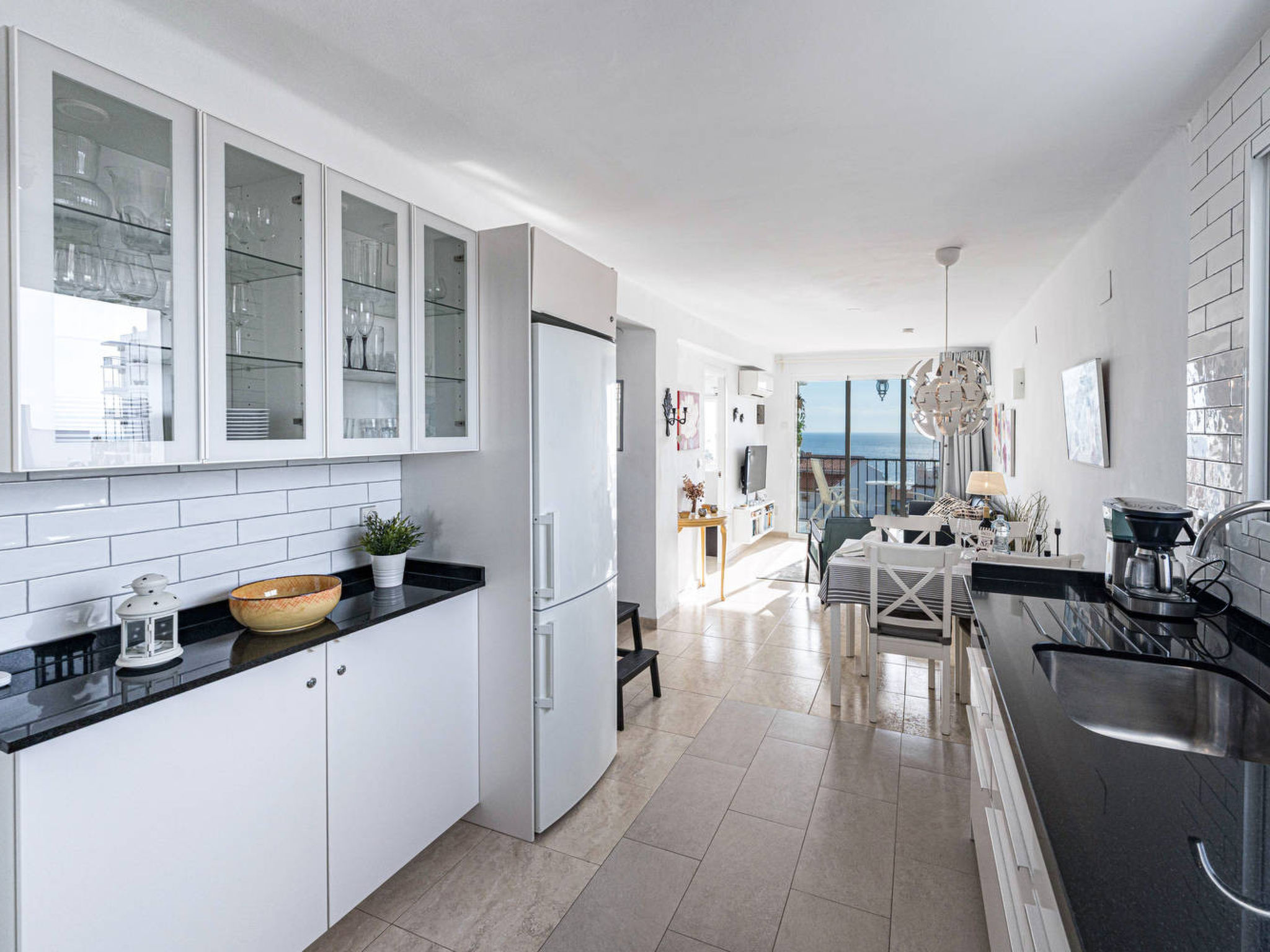 Miami 5 Seaview by Casasol - Inside