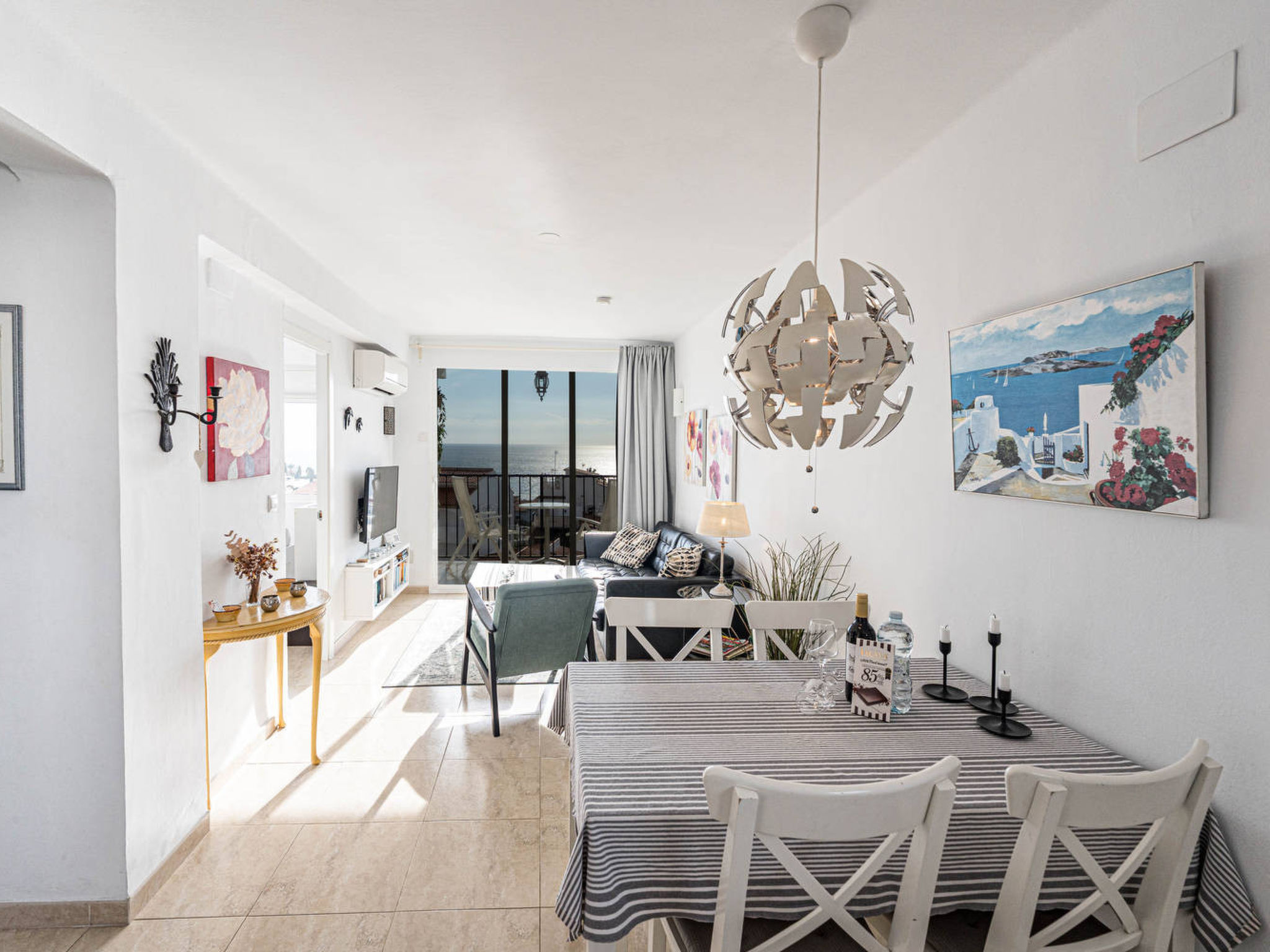 Miami 5 Seaview by Casasol - Inside