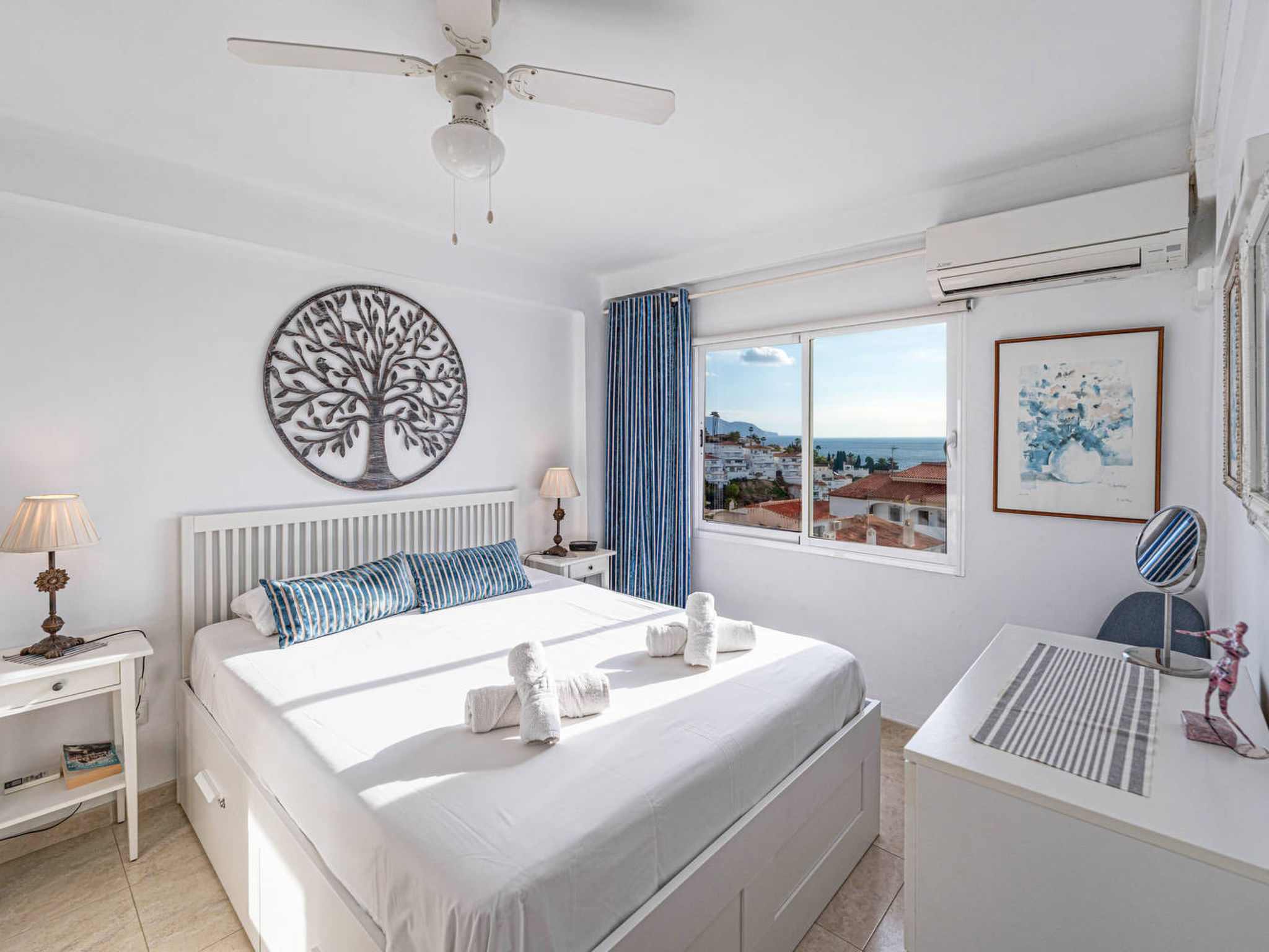 Miami 5 Seaview by Casasol - Inside