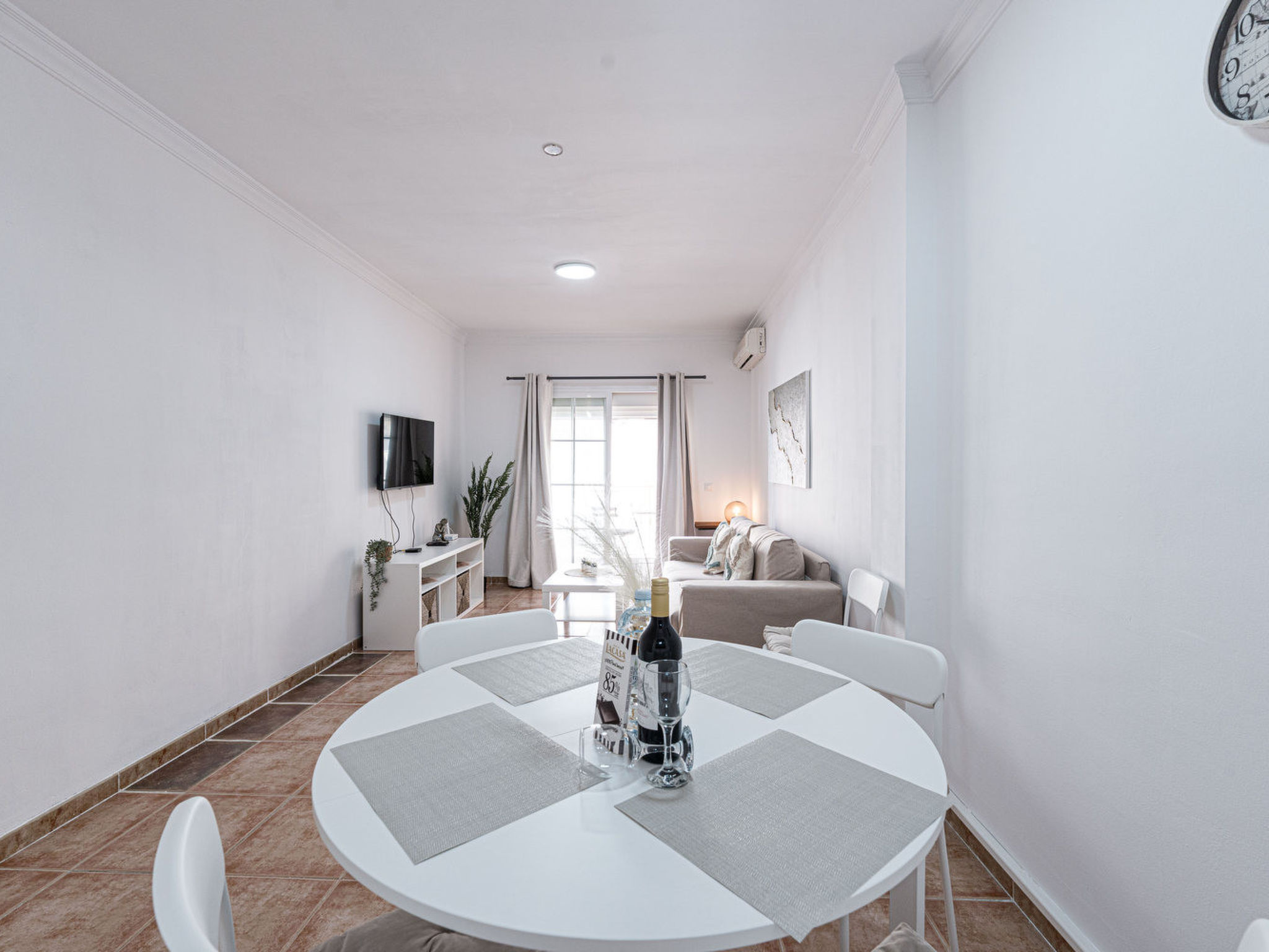 Torrecilla Urban Beach Stay - Dedans
