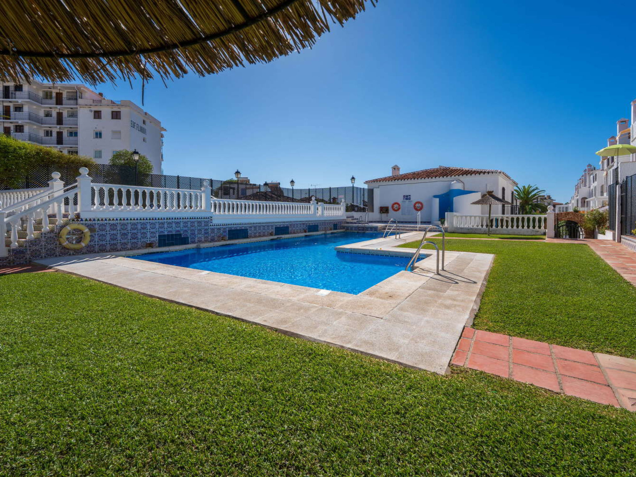 Verano Azul 3 Casa Lena by Casasol - Inside