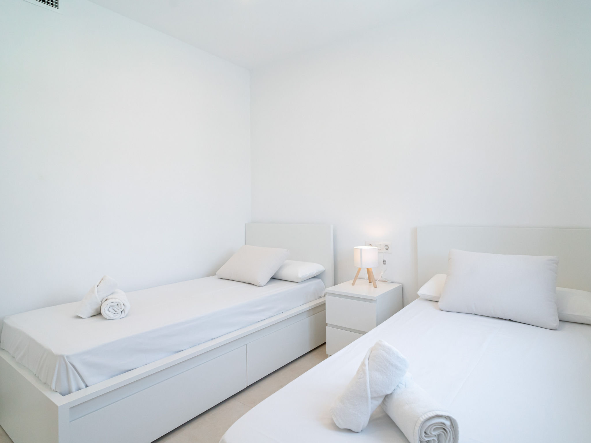 Villas de Punta Lara 18 by Casasol - Drinnen