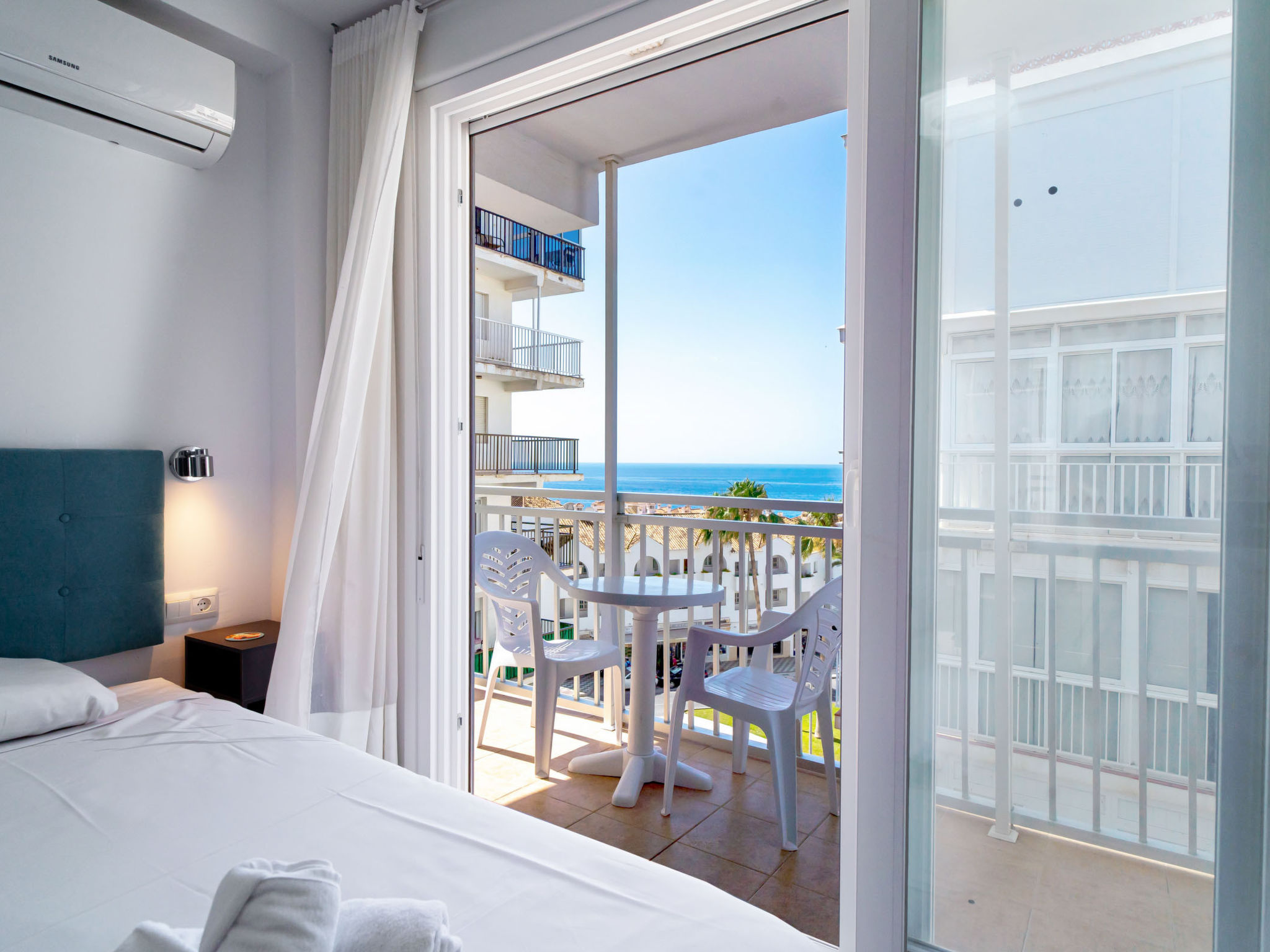 Chaparil Seaview by Casasol - Inside