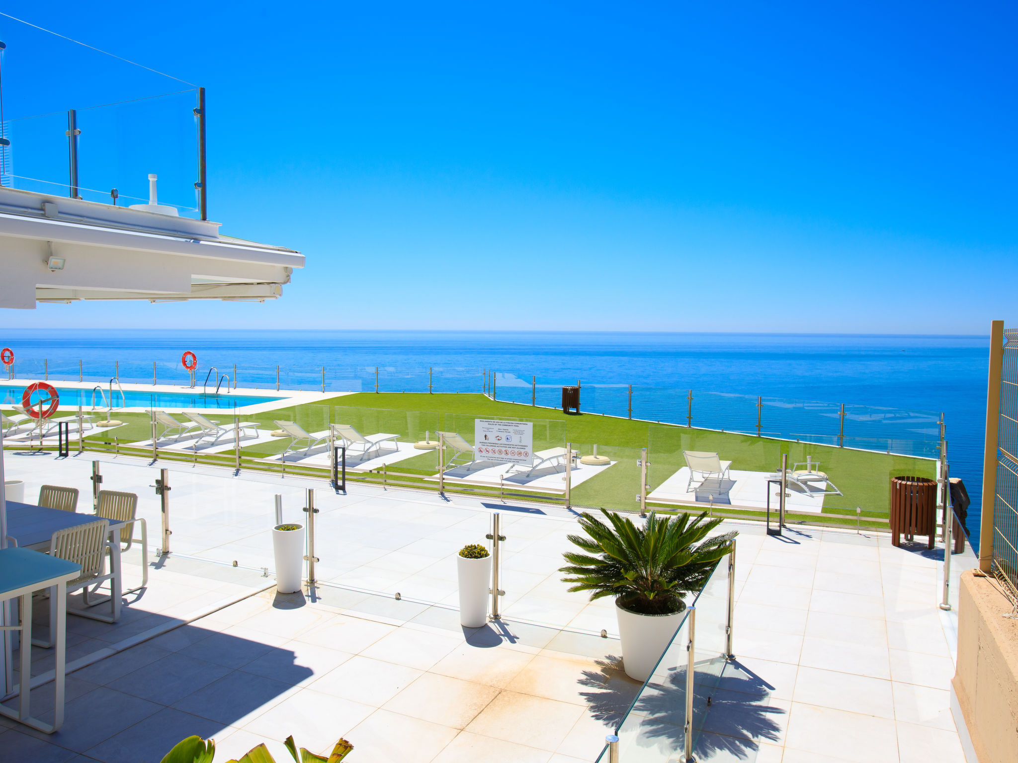 Ocean view sauna & Spa-Outside