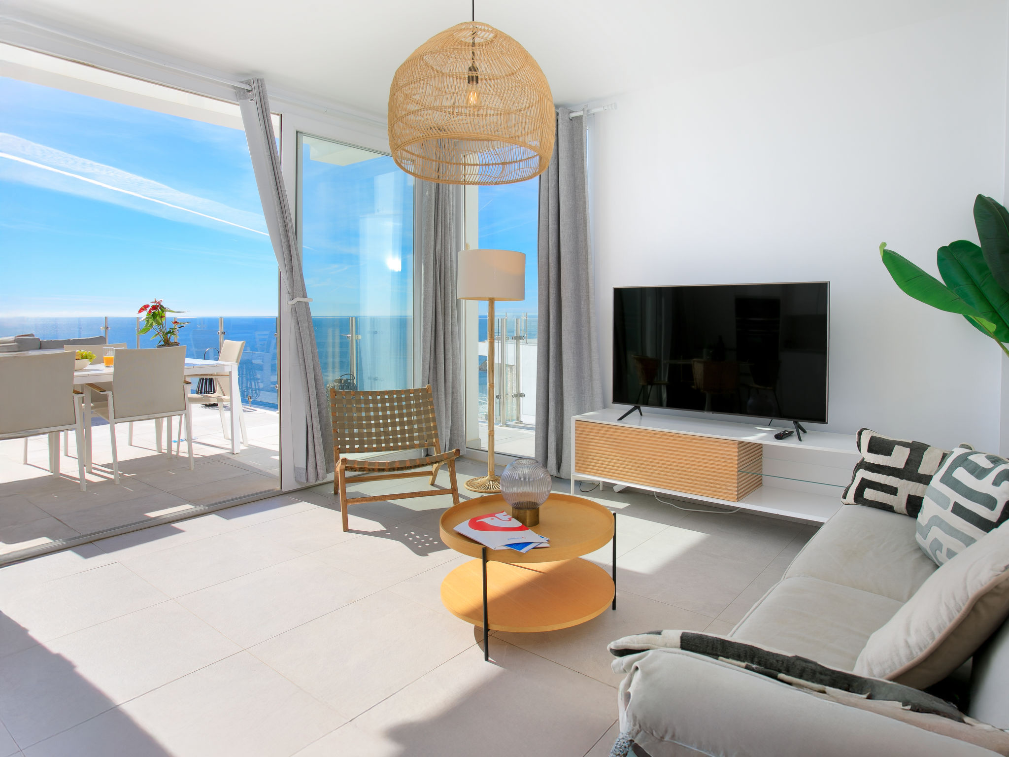 Ocean view sauna & Spa-Inside