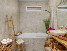 House image small