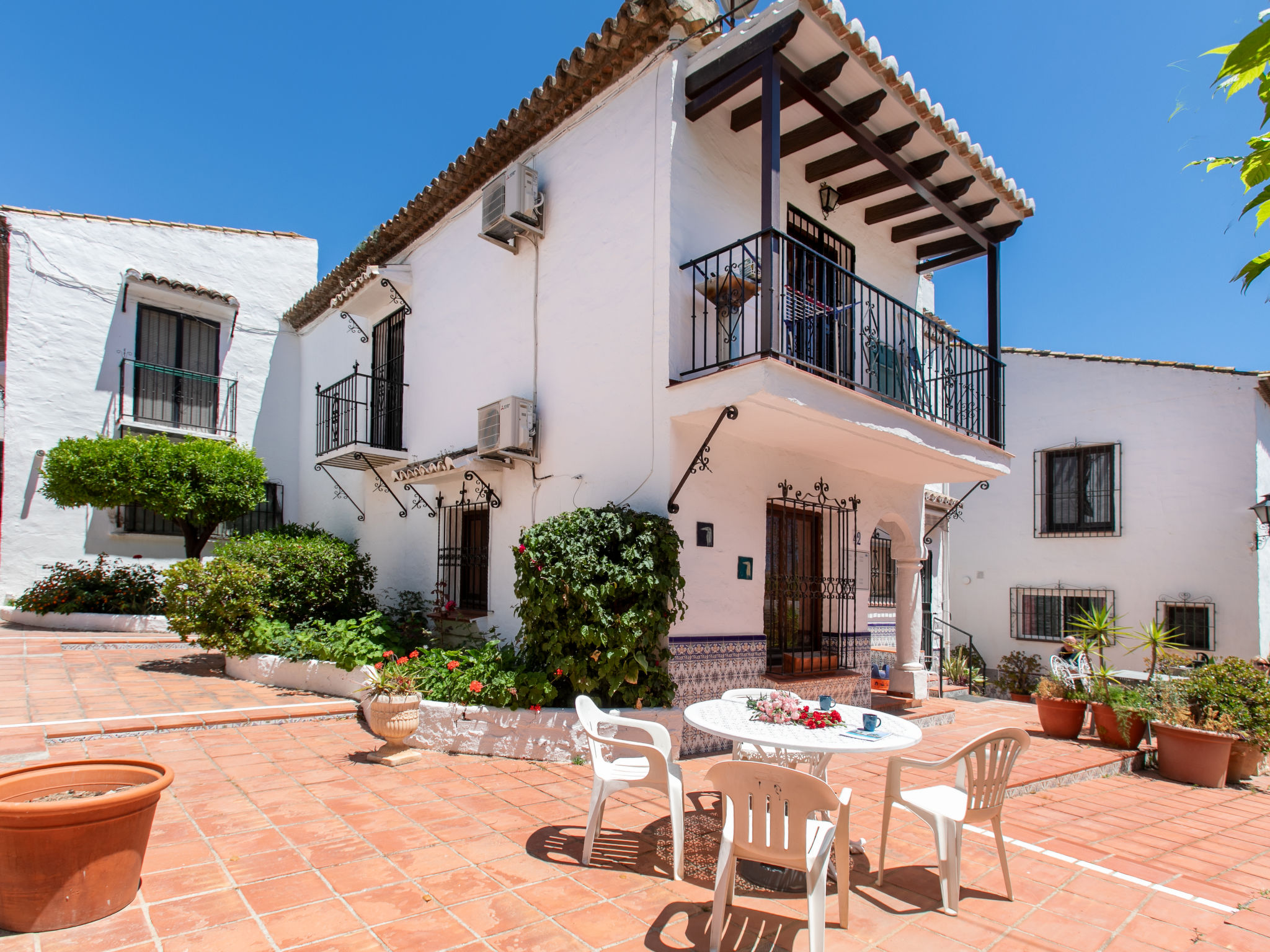 Nerja Beach Center - Buiten